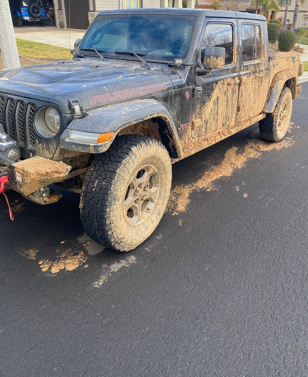 Jeep Gladiator SAN BERNADOODOO MOUNTAINS GOT SNOW IMG_0725