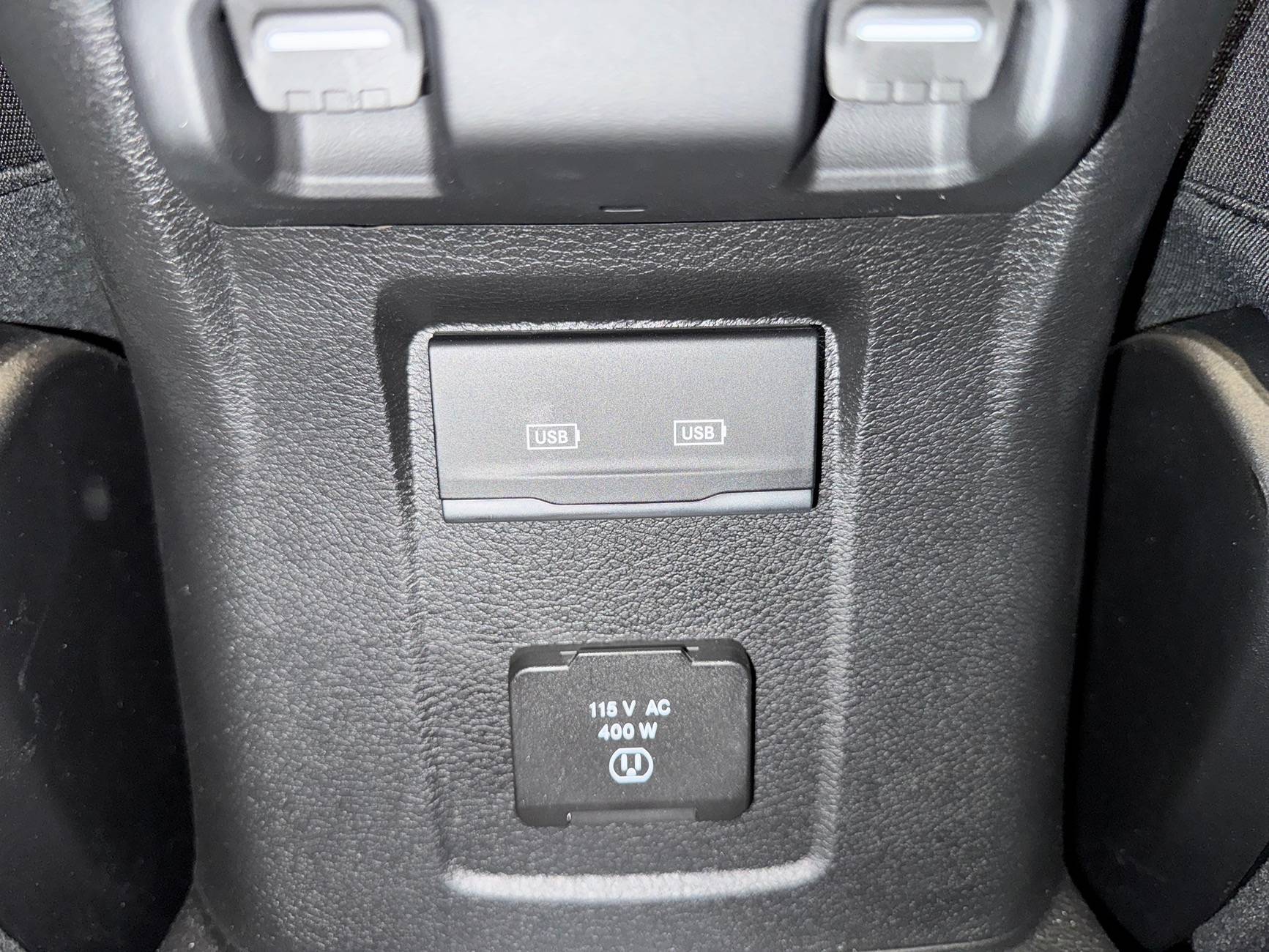 Jeep Gladiator media lid cover on dash IMG_5296