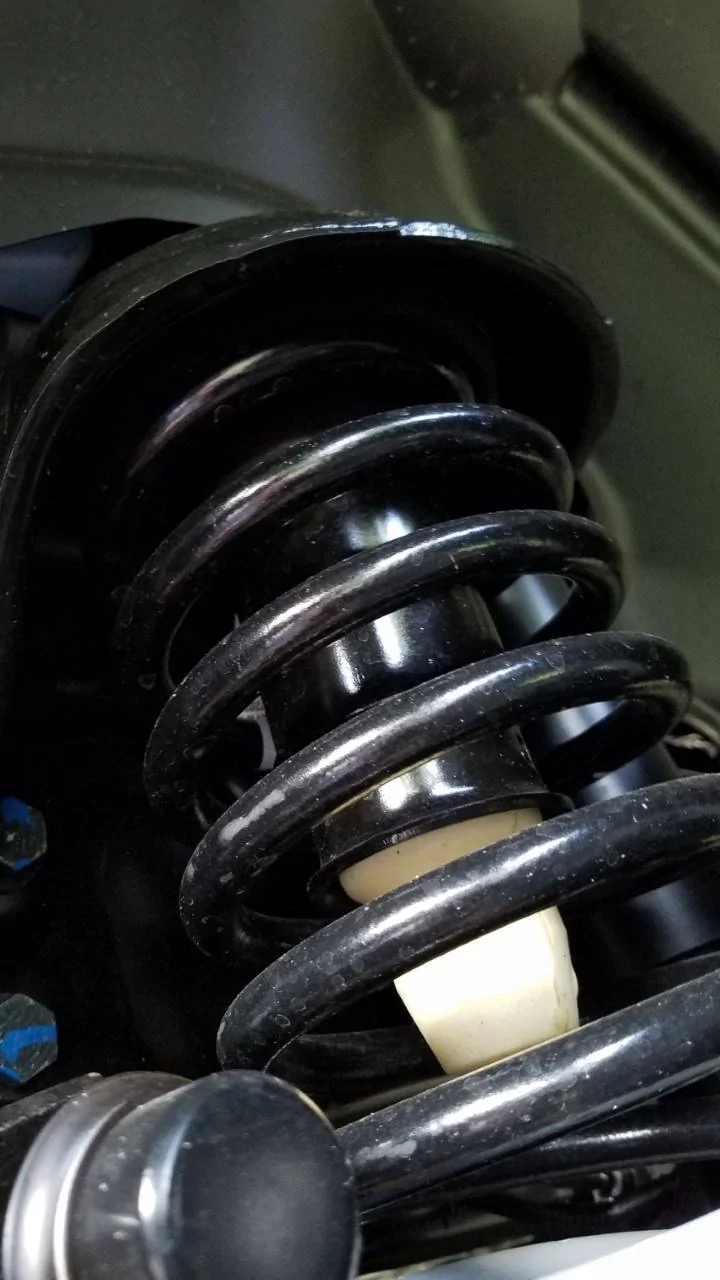 Jeep Gladiator Shocked and Confused. Gladiator S. S. M. T. front coil
