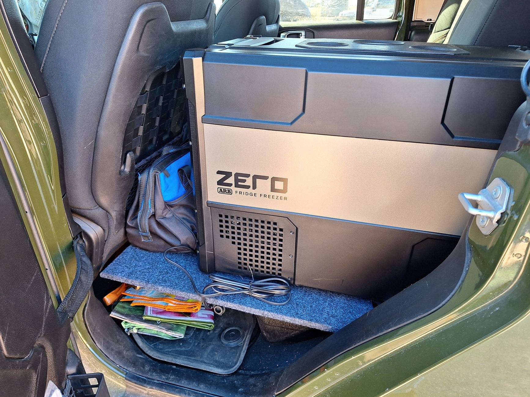 Jeep Gladiator Who's running a fridge in the back seat? 20240219_094311