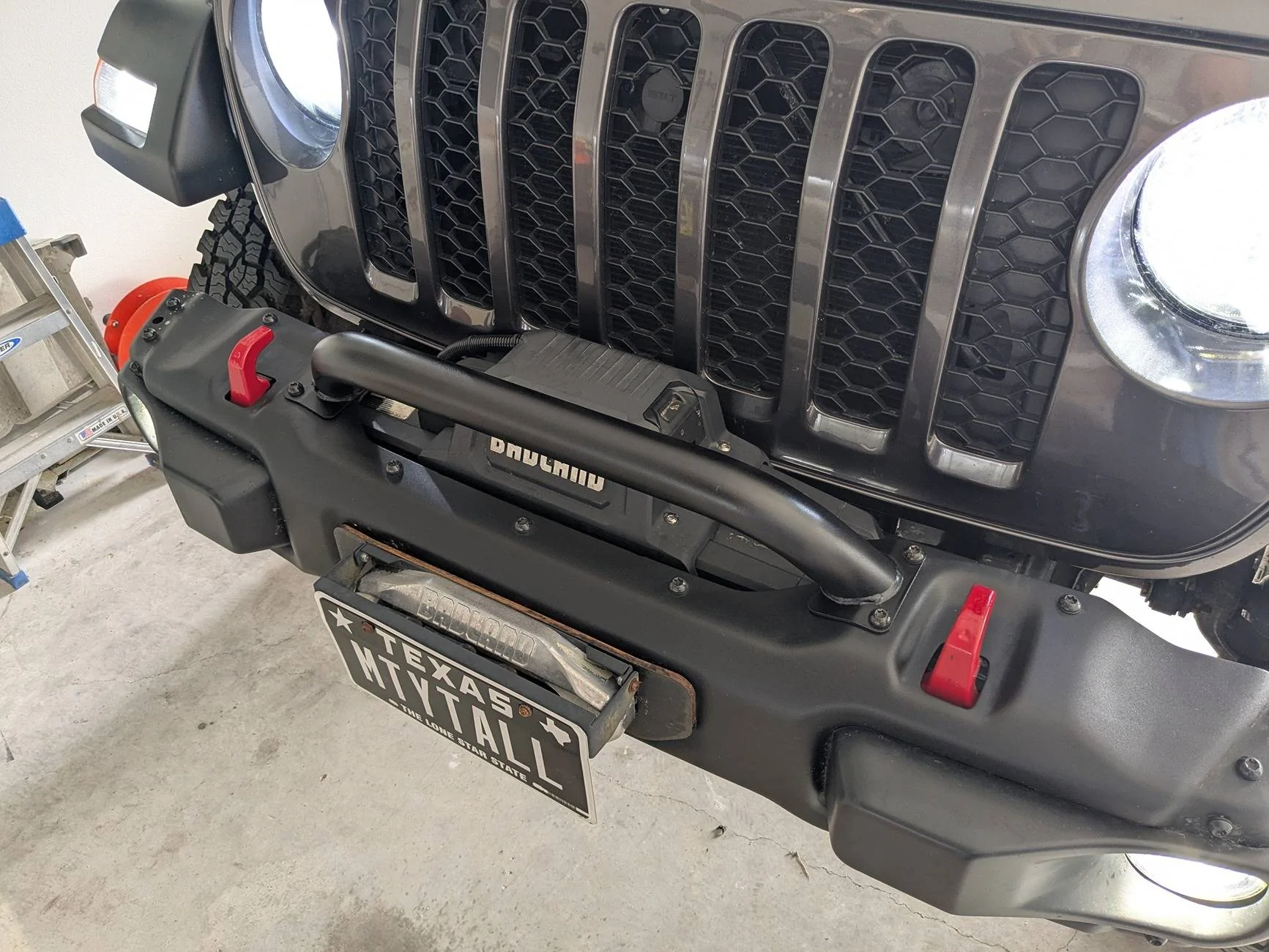 Jeep Gladiator Looking to retouch my bumper - not sure what to use. PXL_20250130_184242171
