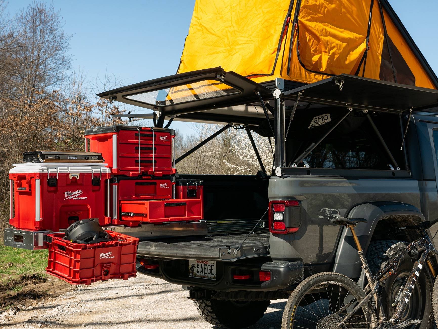 Jeep Gladiator Packout box slider rack, bed storage P1090682