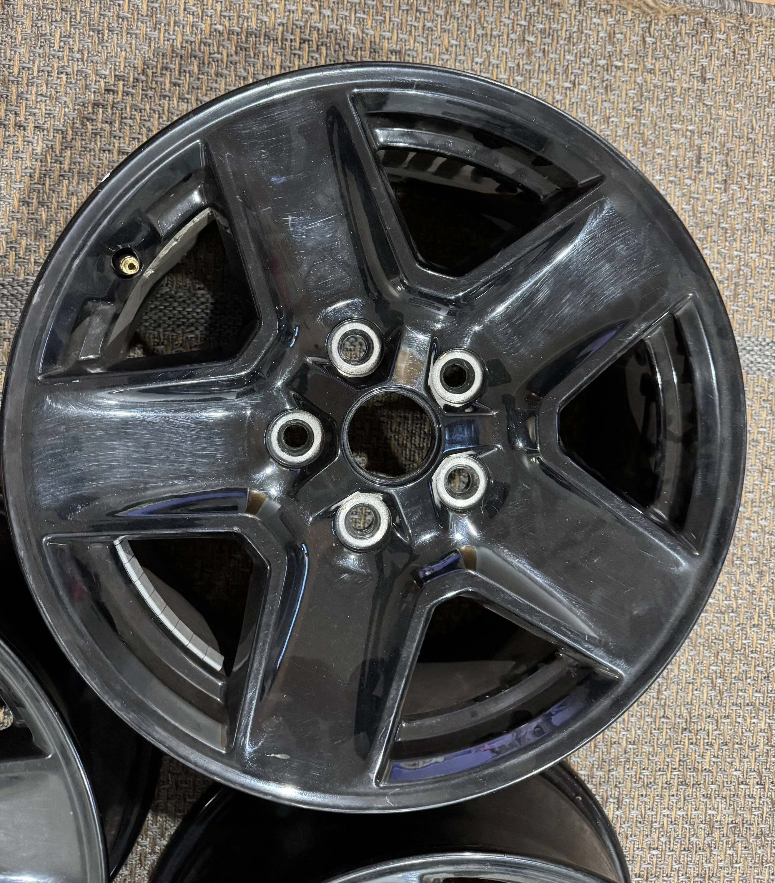 Jeep Gladiator Jeep Black Wheel 17x7.5 Set of 5 IMG_3199