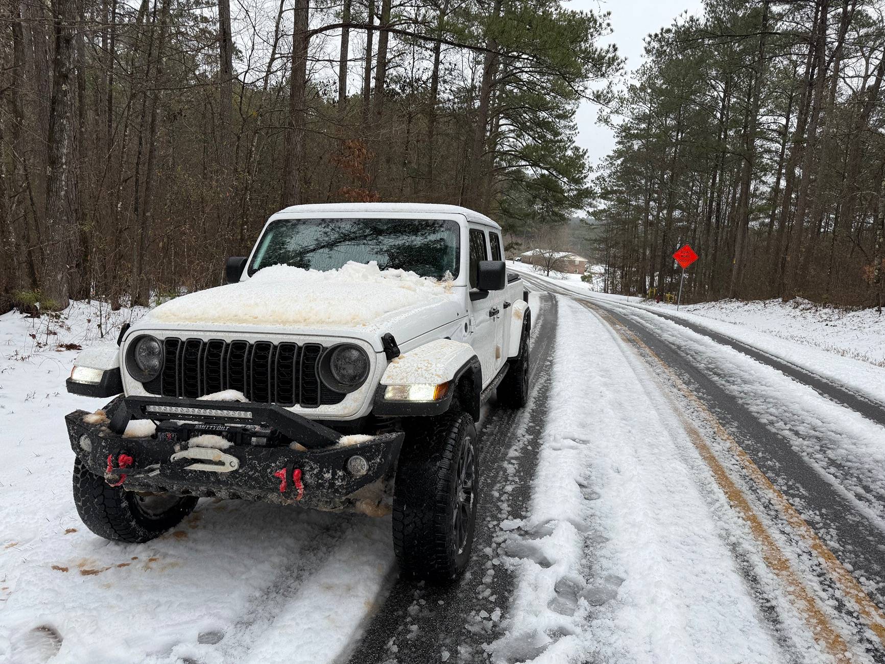 Jeep Gladiator Post your JT lifts! IMG_7555