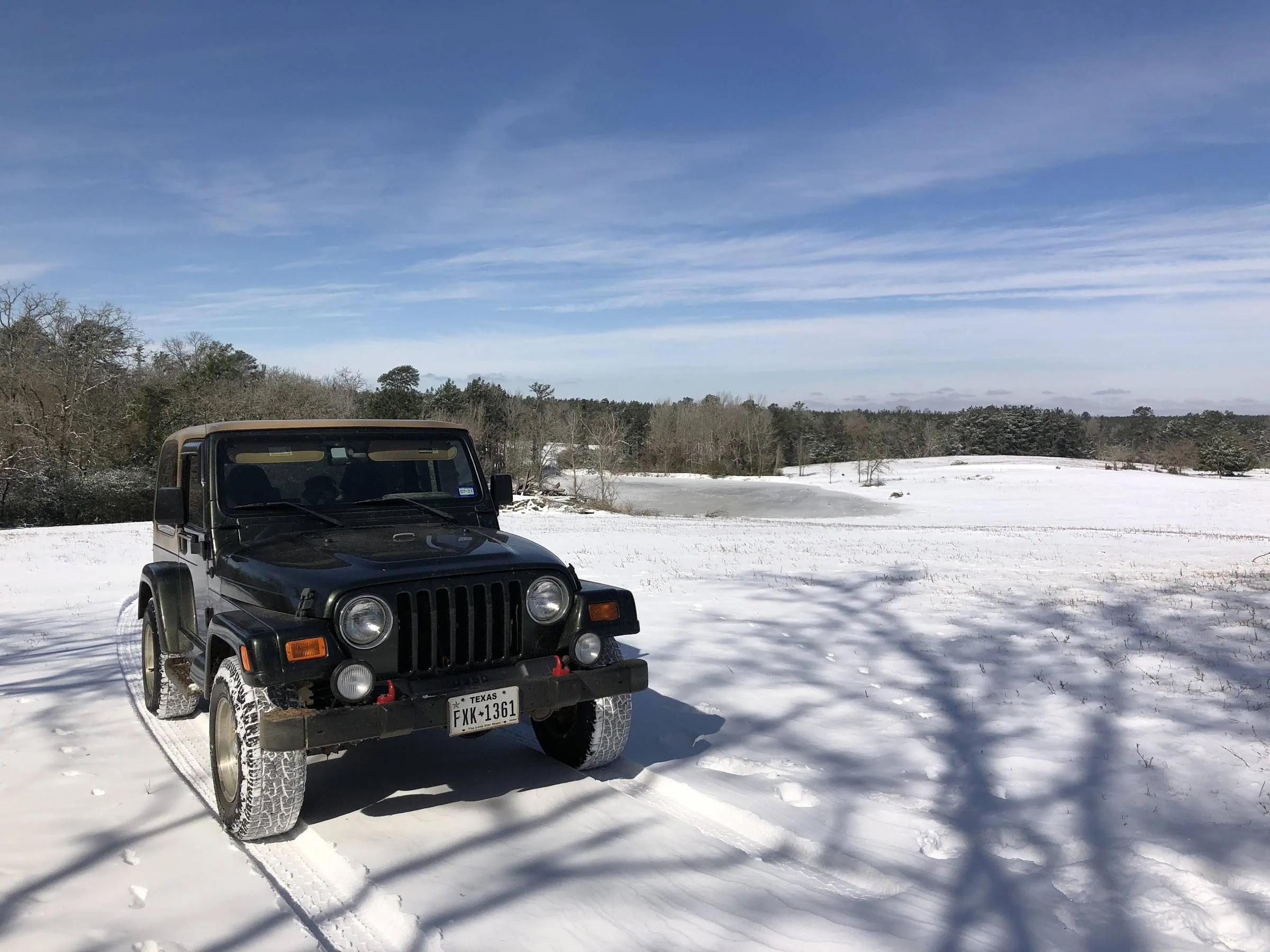 Jeep Gladiator Nobody posted this? Today? Really? vVLX9XO0kHYuax0PYcrdI05_LZSG2fhRLgXQTBt6ox3r=w2400