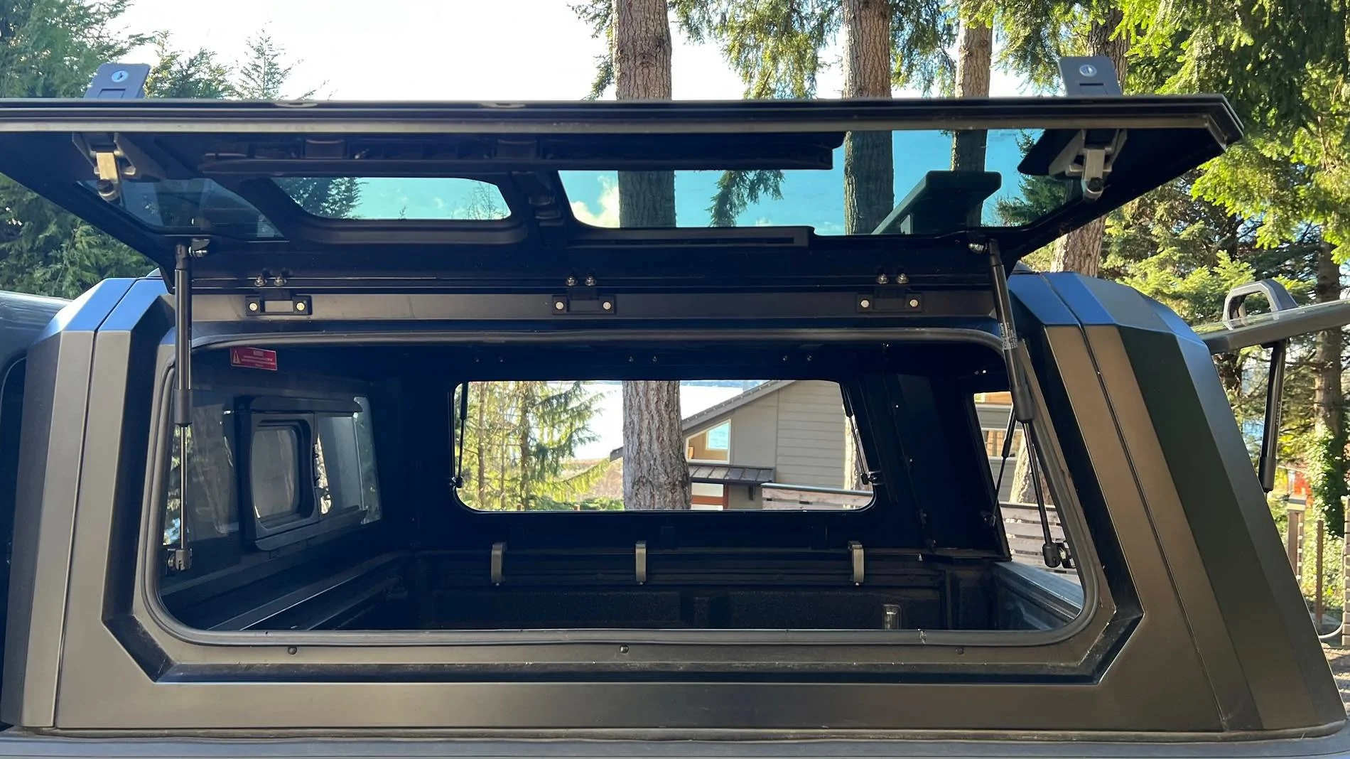Jeep Gladiator SmartCap Evo Sport ~ $2500 - PENDING IMG_8989