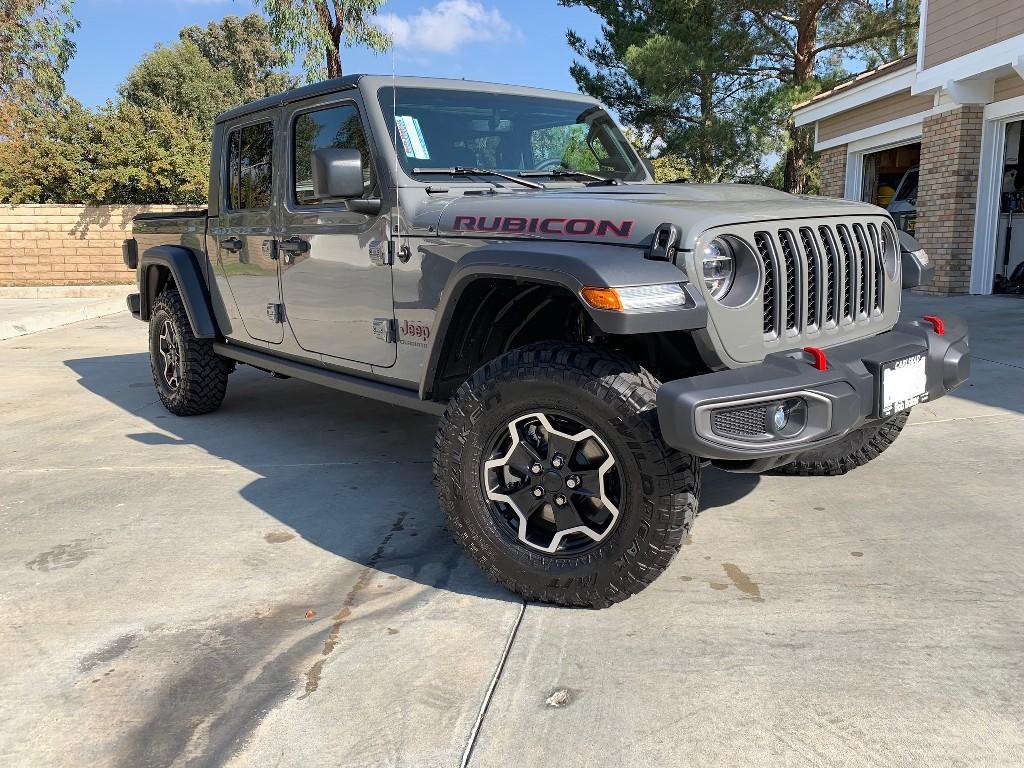 Jeep Gladiator Sting grey owners (future) check in a31I4t