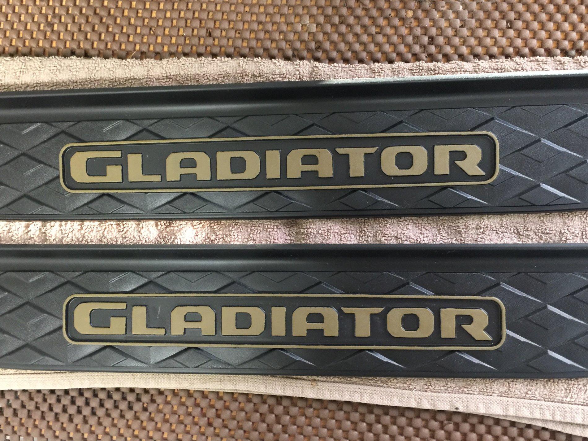 Jeep Gladiator GATOR Gladiator JT Club BA0600F1-5521-4A51-9DA0-2185C2EBE22A