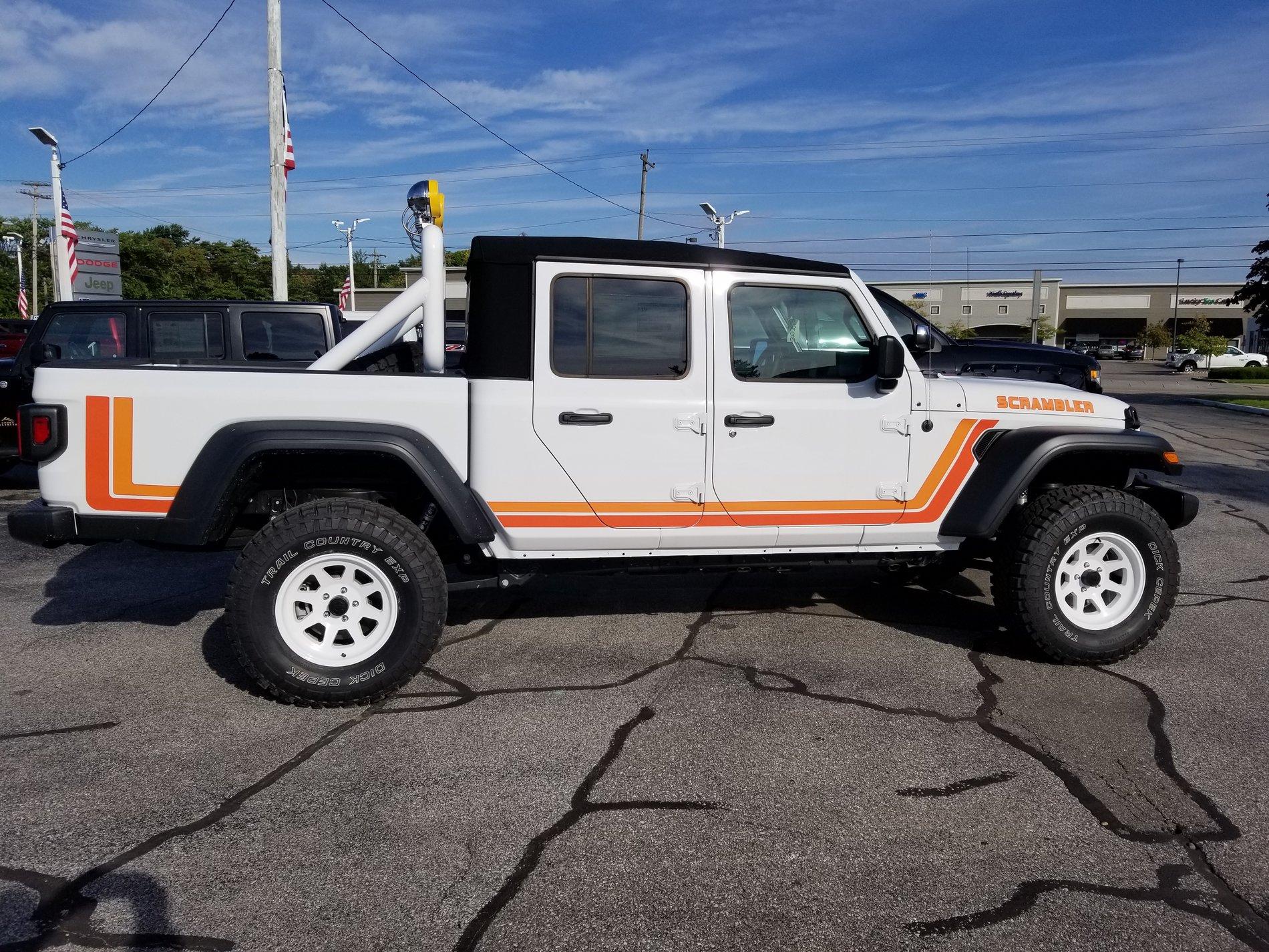 Jeep Gladiator Jeep Gladiator JT Scrambler Concept 20191005_102959