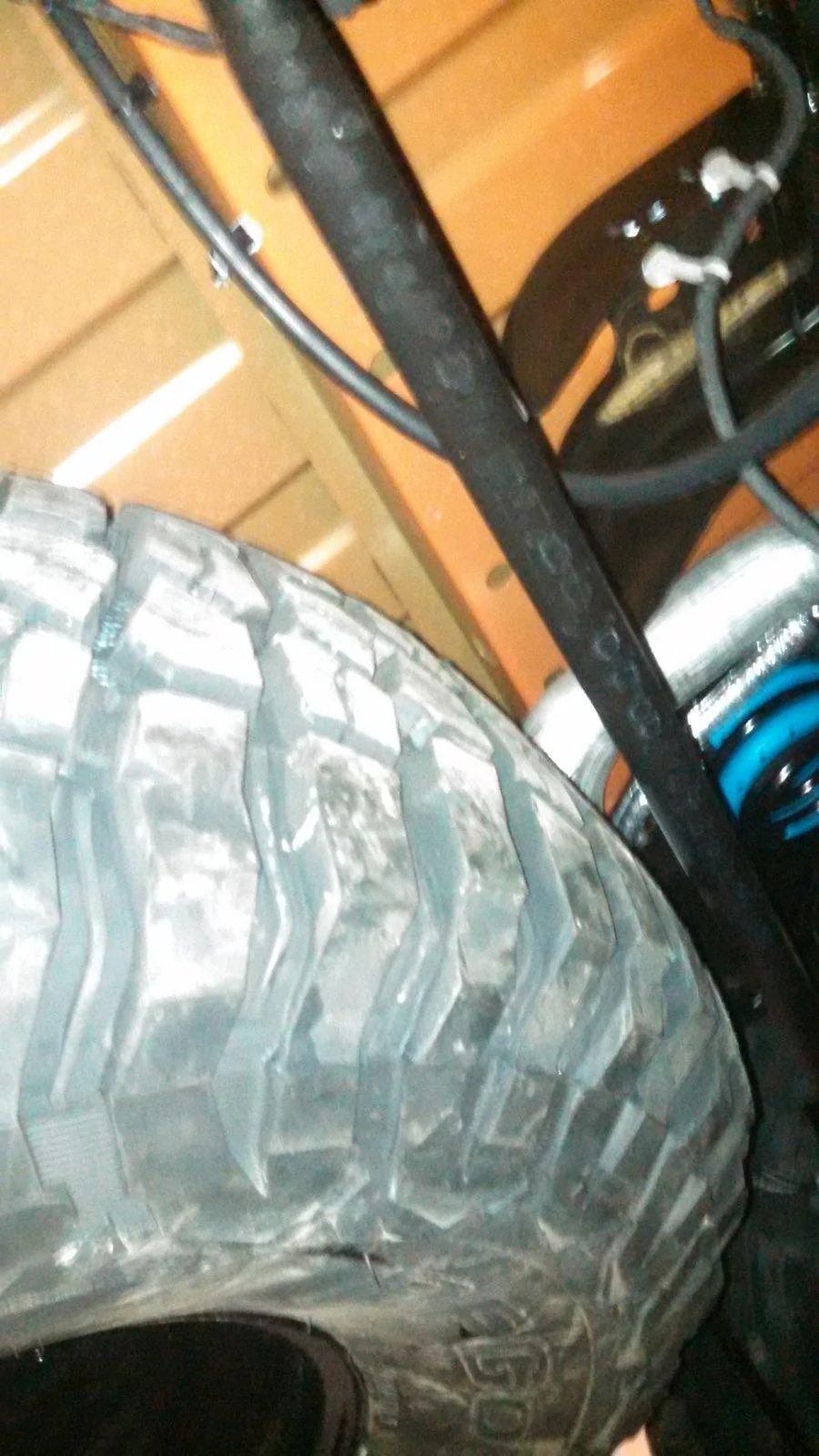 Jeep Gladiator 37 inch spare tire IMG_20191028_104051_745