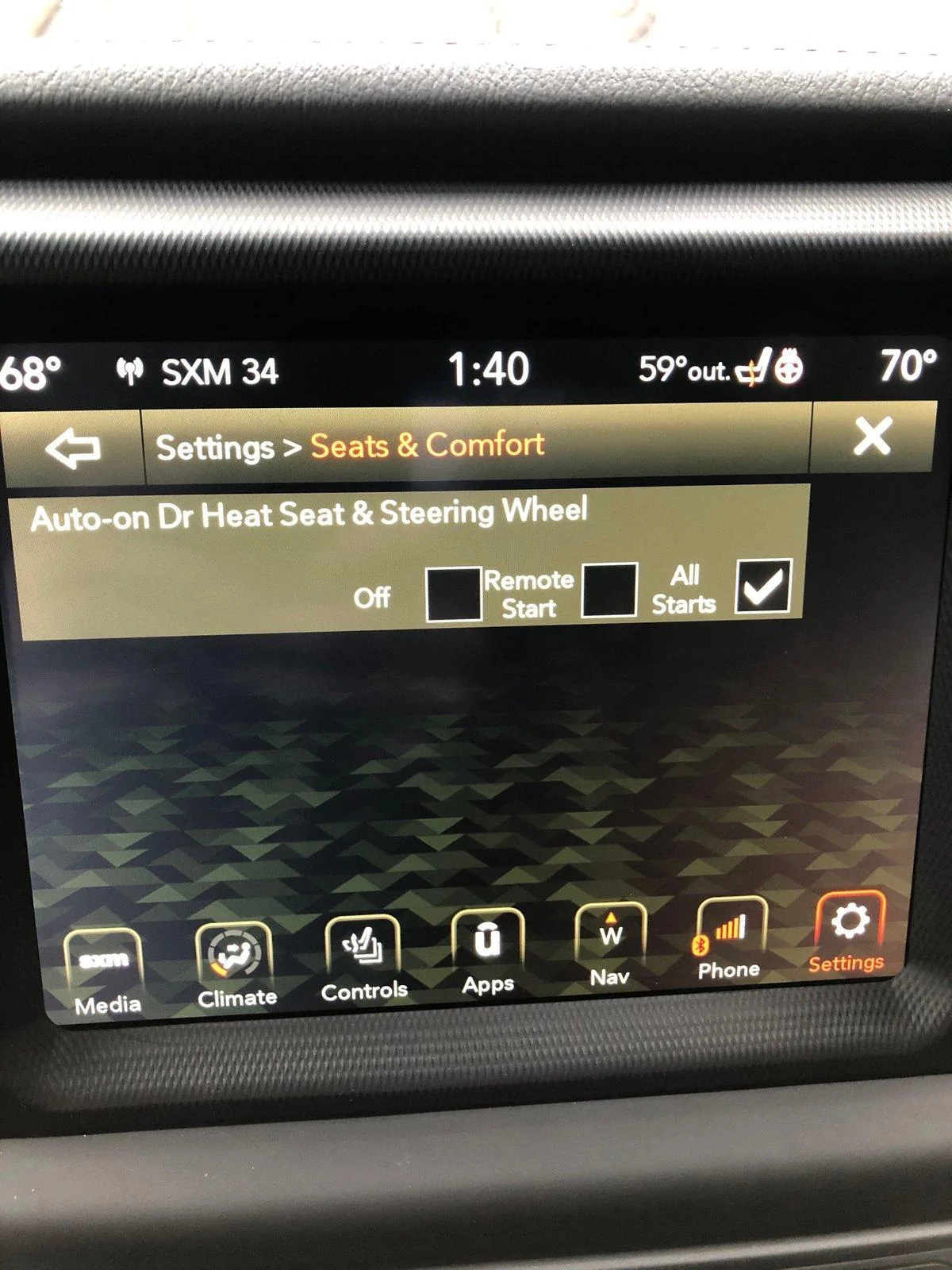 Jeep Gladiator Seat heater/wheel heater not going on with autostart IMG_3014