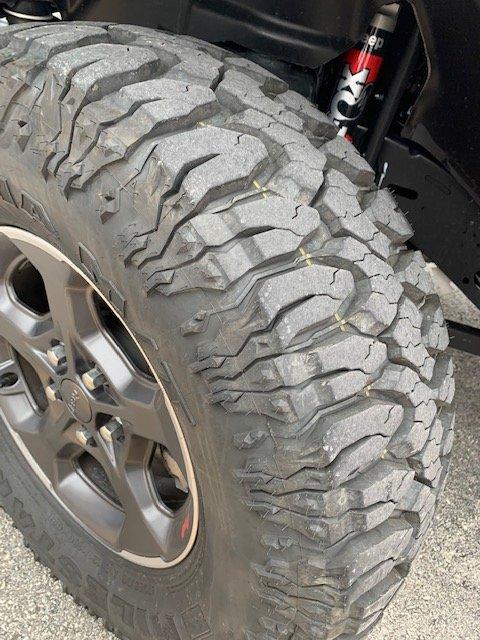 Jeep Gladiator Rubicon Take-offs Wheel and Tires LT295/70R17 Patagonia M/T 2K Miles IMG_5161