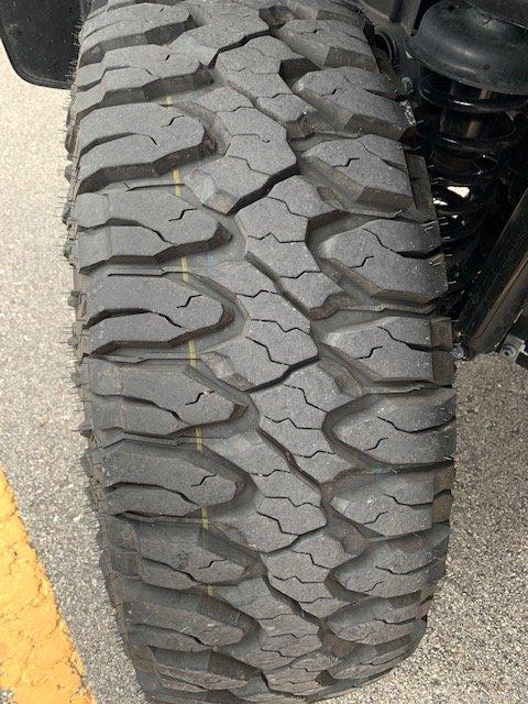 Jeep Gladiator Rubicon Take-offs Wheel and Tires LT295/70R17 Patagonia M/T 2K Miles IMG_5160