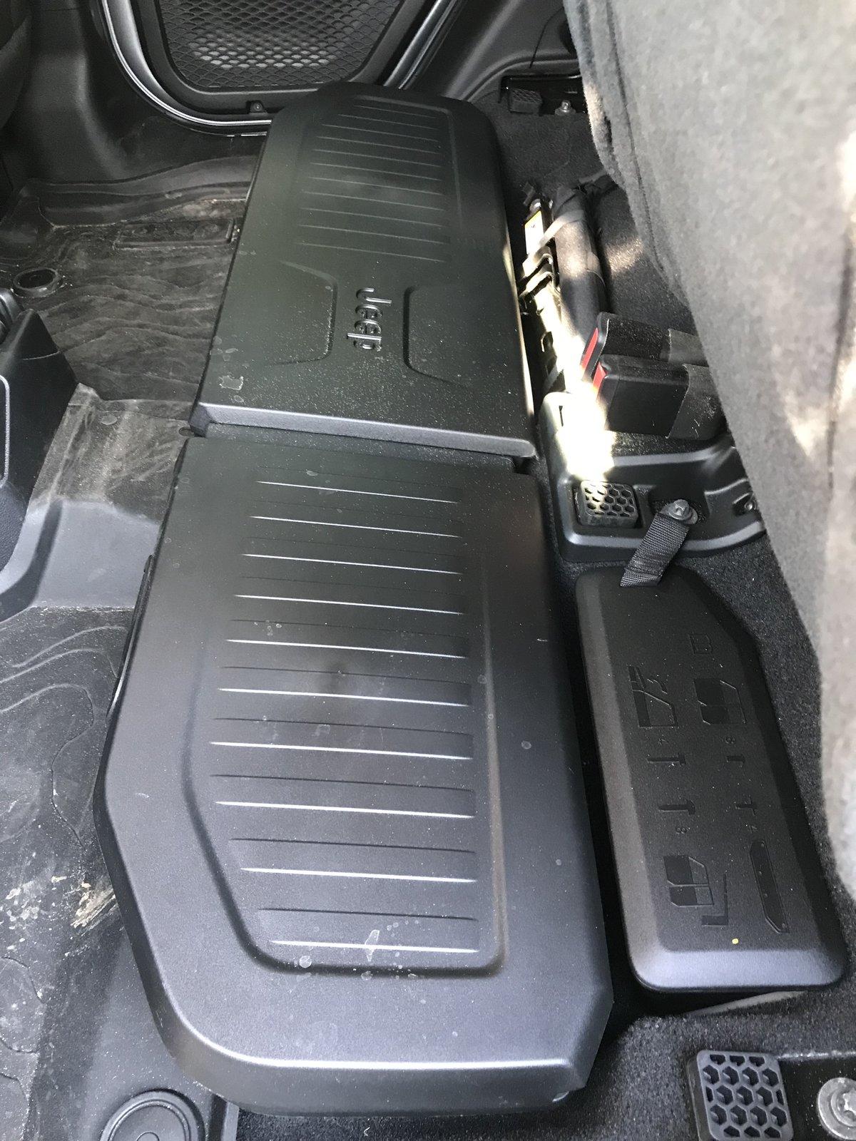 Jeep Gladiator Base Sport has arrived- not a Sport S 8FB8E259-2983-4AB0-82CF-BCBFF7F9AD72