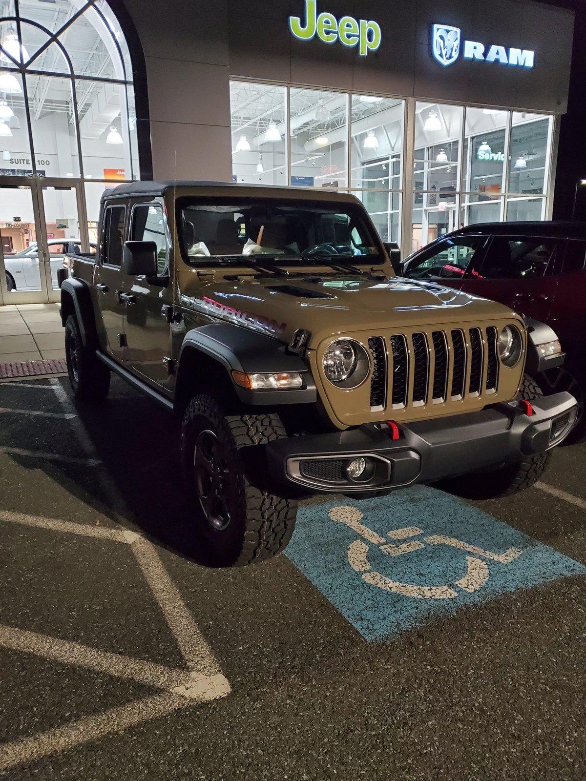 Jeep Gladiator Delay ordering for GATOR?????? 20191028_203803