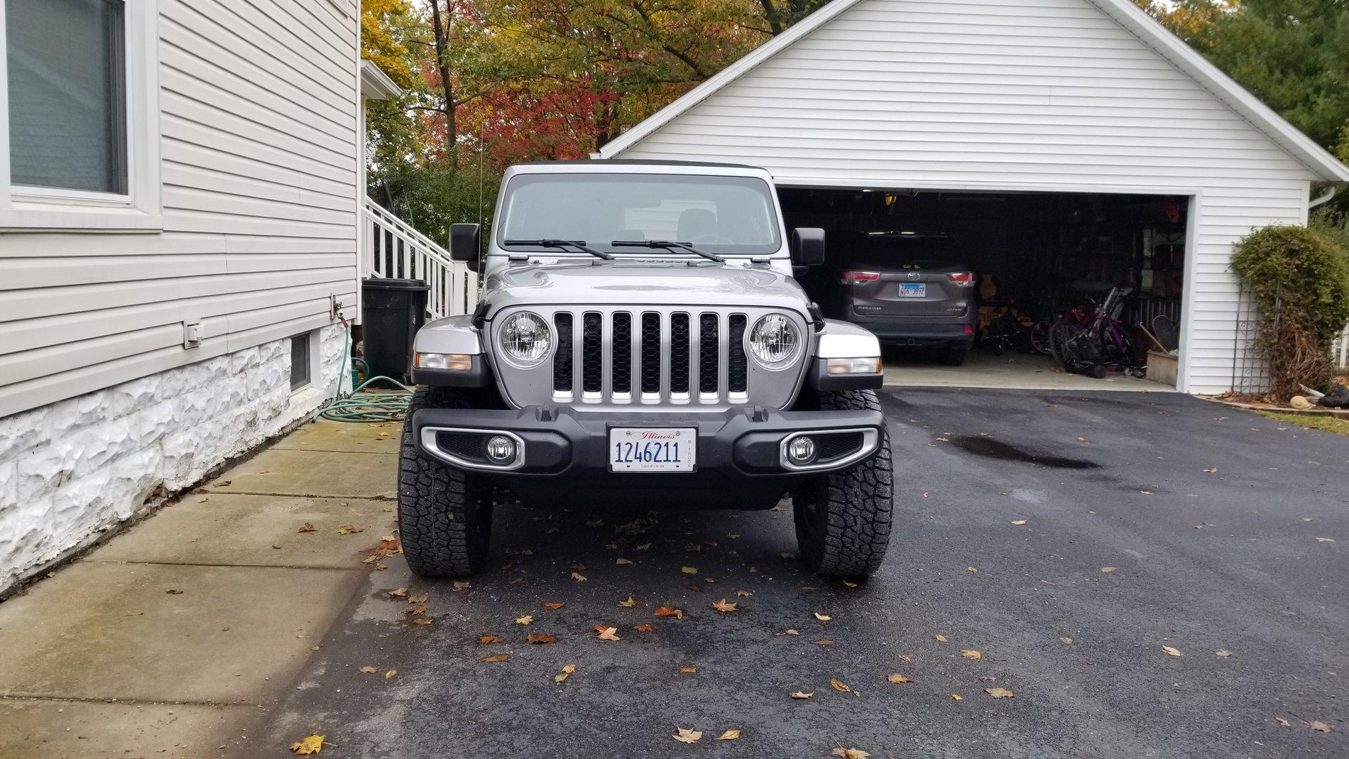 Jeep Gladiator What wheels are you putting on you JT? 20191029_120916