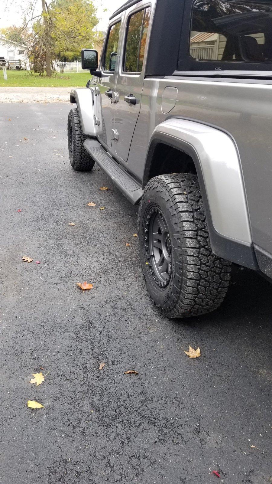 Jeep Gladiator What wheels are you putting on you JT? 20191029_131406