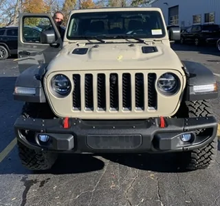 Jeep Gladiator Where are my future Gobis B4607728-3EF4-429B-A8FC-F2DE055DC9F6