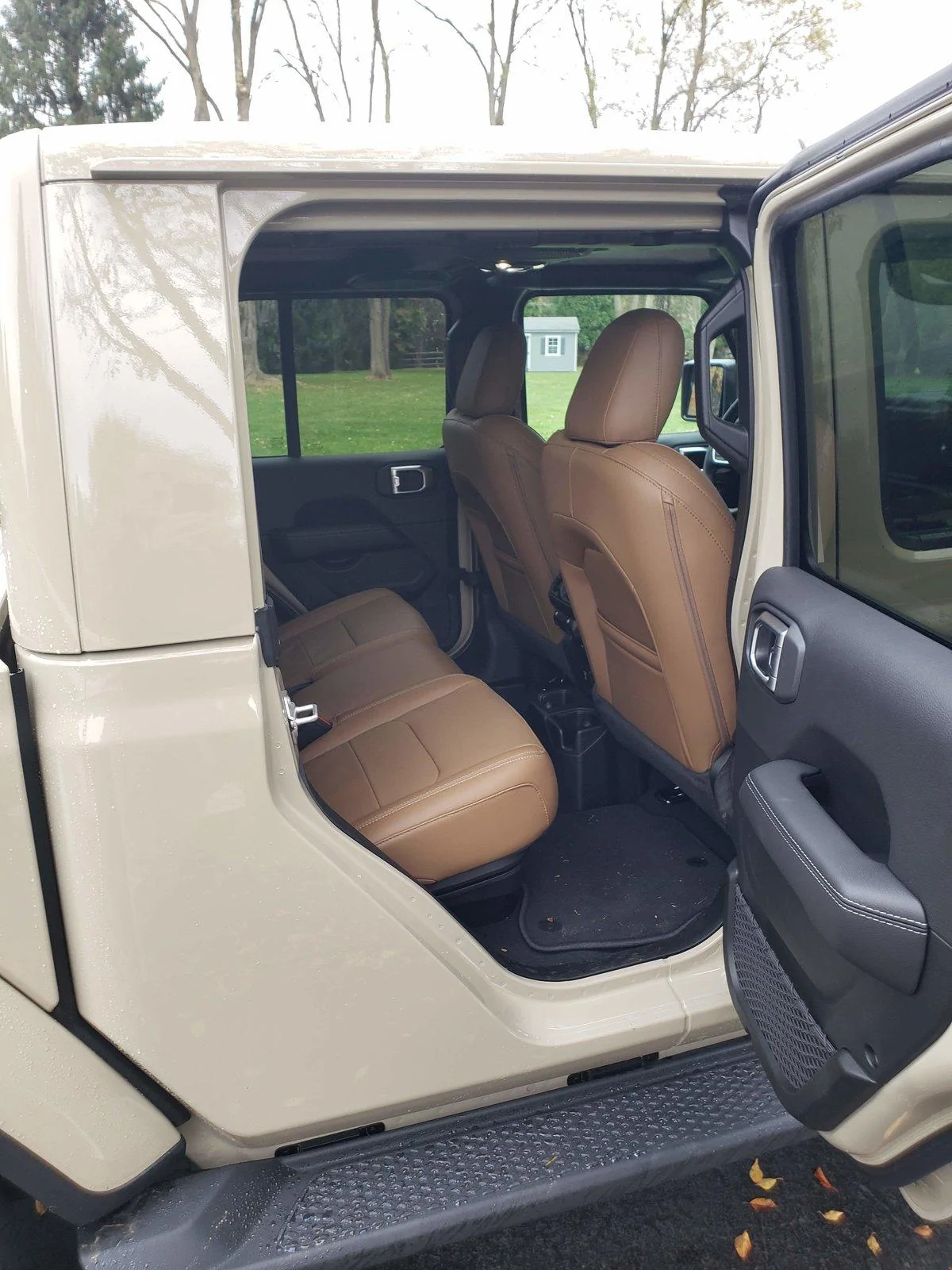 Jeep Gladiator Hey, Saddle Leather Owners . . . 20191029_145302
