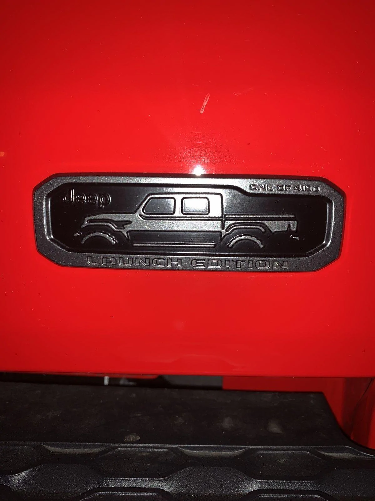 Jeep Gladiator Gladiator LE Badge Picture 59927214-BC45-40B9-9BA1-EBC844C6E9EC