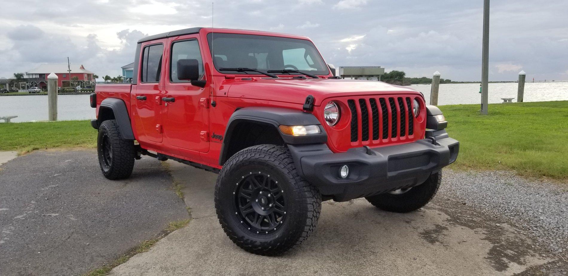 Jeep Gladiator Towing capacity with mopar 2 in lift 20190914_180145