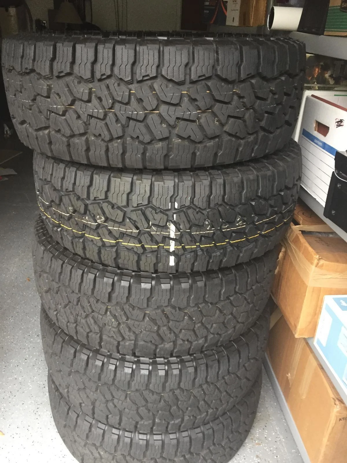 Jeep Gladiator SOLD Stock Gladiator Rubi Wheels and Tires x 5 sSXEdOC