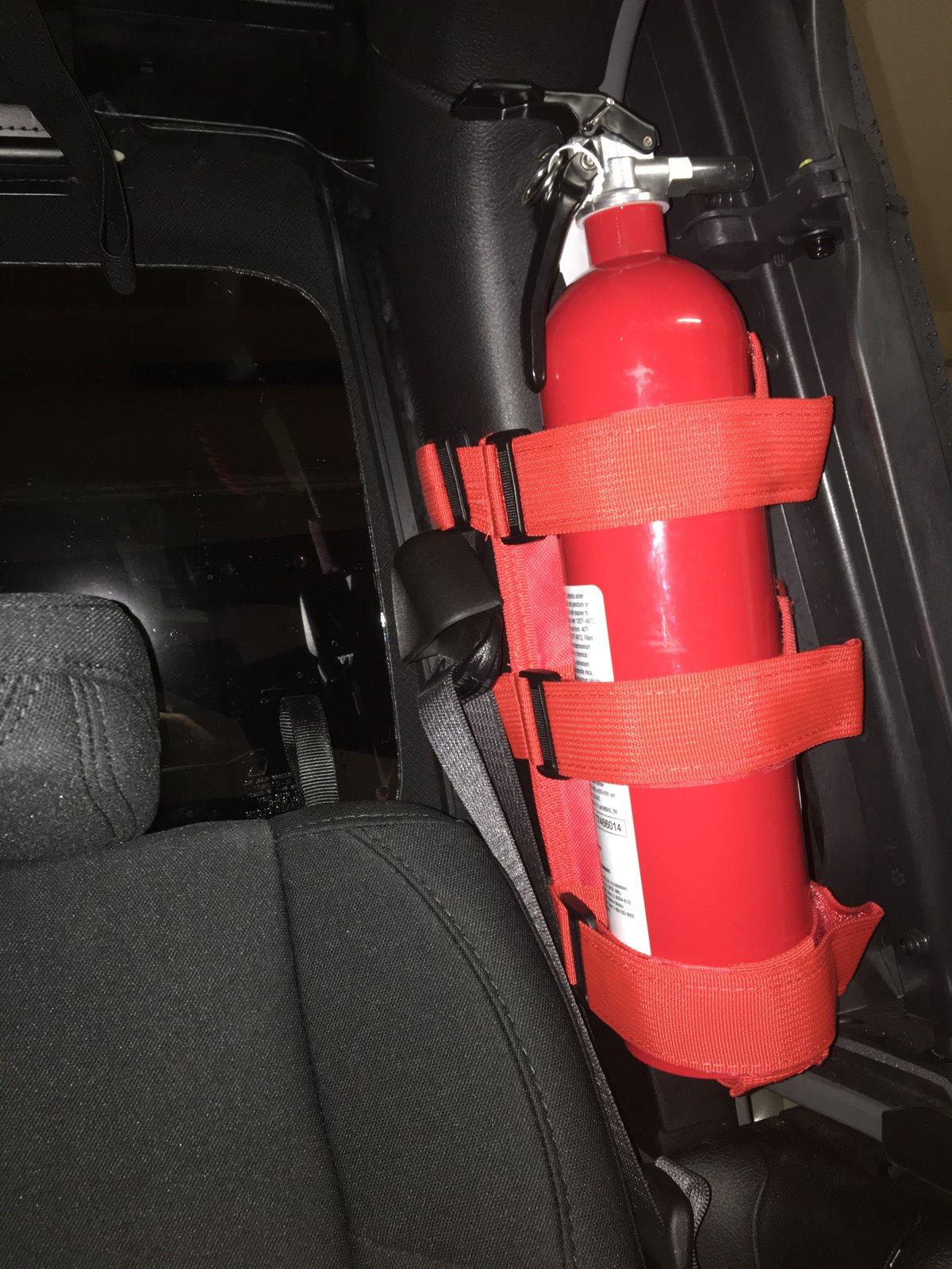 Jeep Gladiator Mounted my Fire Extinguisher! 4C4953E5-D166-48E6-BA2B-FE47AC6FBC25