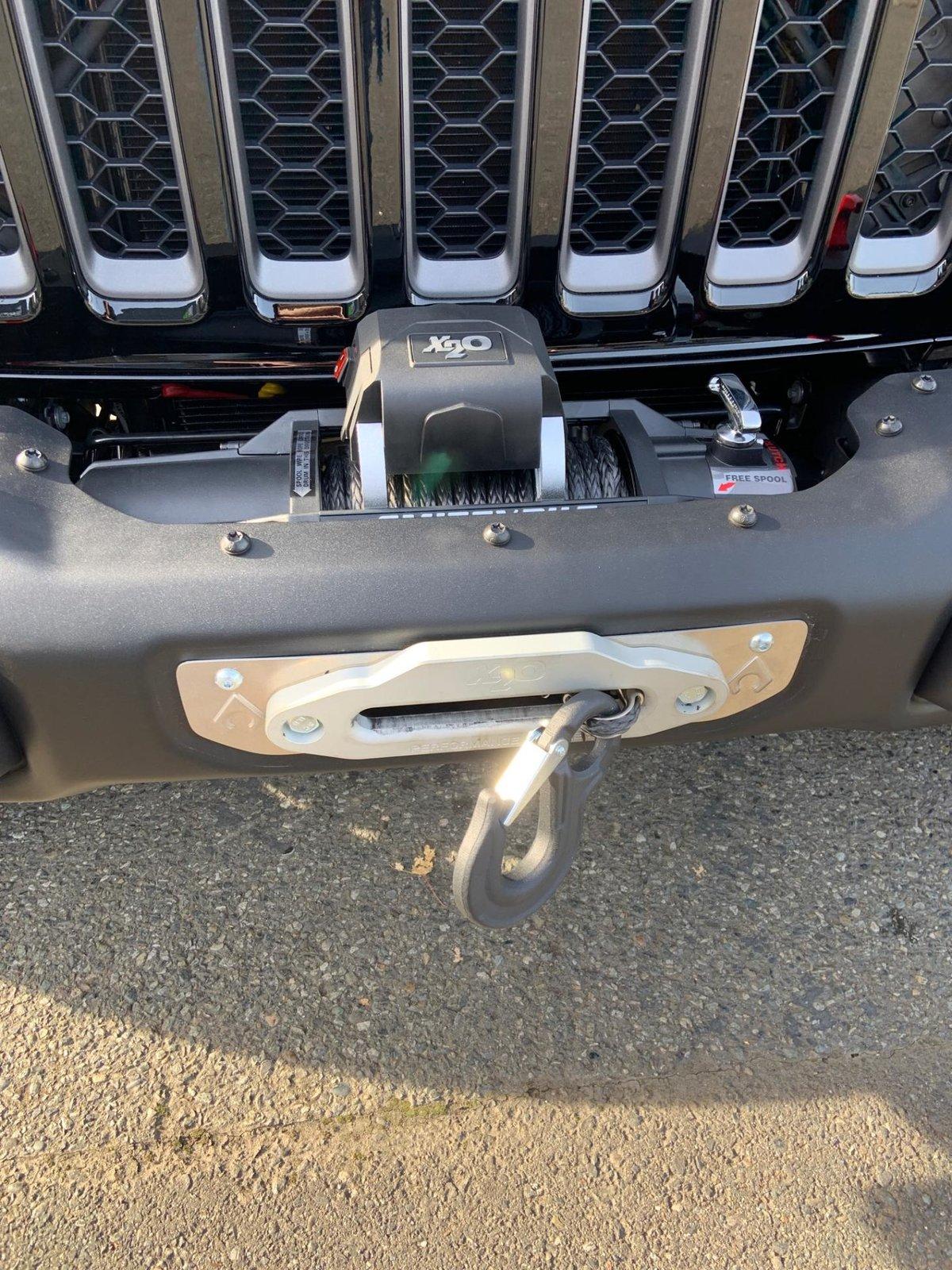 Jeep Gladiator Winch installed 21182