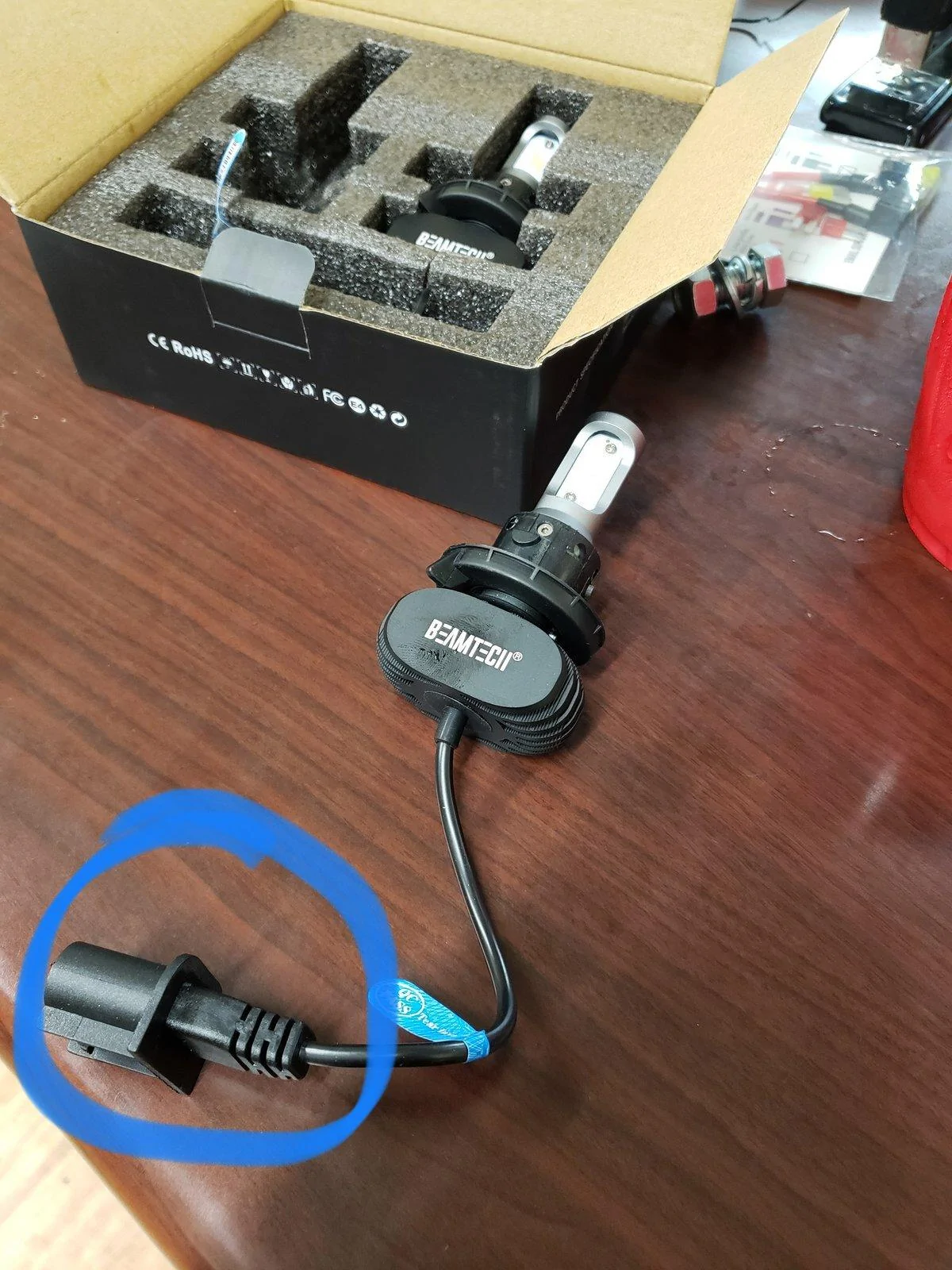 Jeep Gladiator LED Bulb Replacement - IT WORKS! 96D6024E-6FC2-4795-9727-D259D8649440