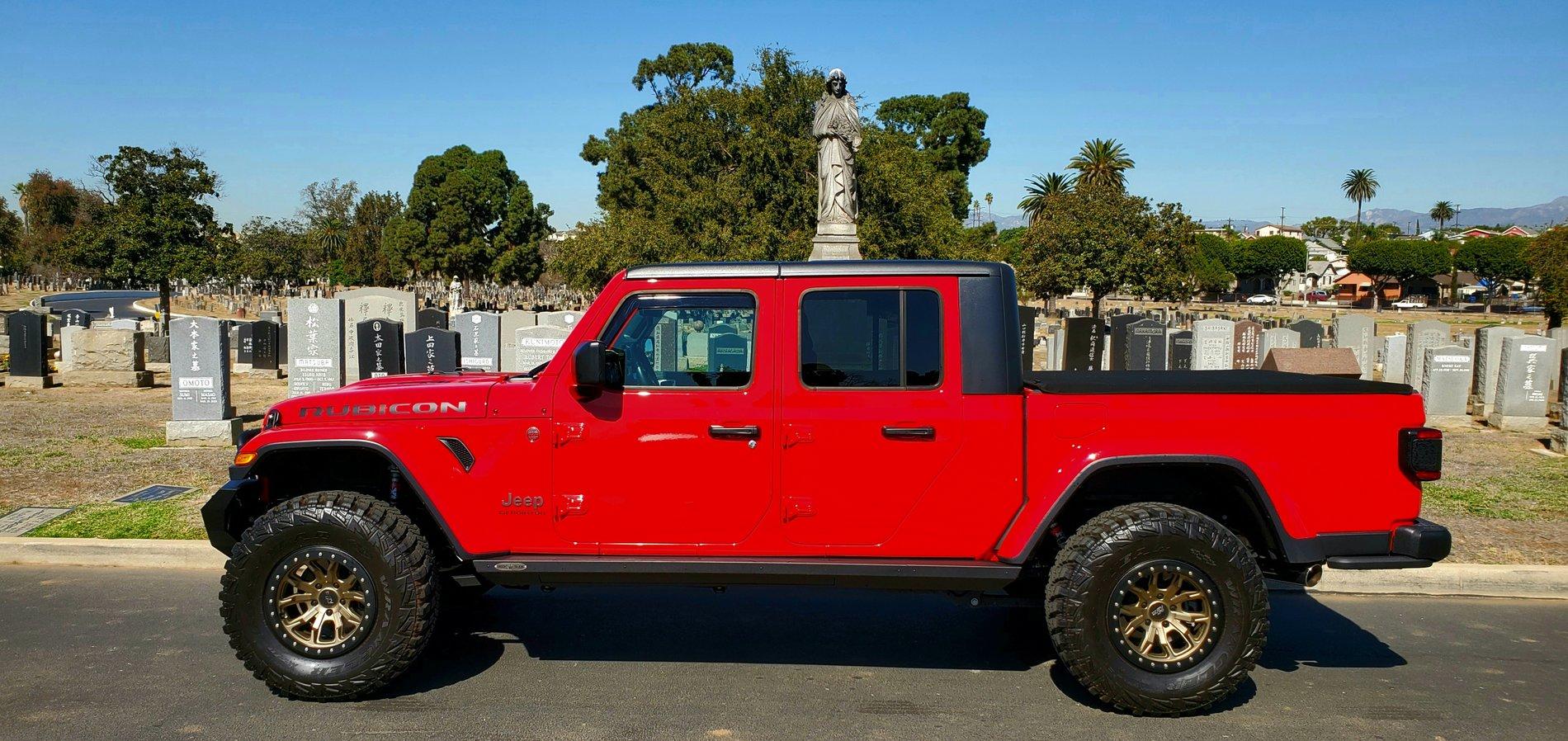 Jeep Gladiator FIRECRACKER RED Gladiator JT Club 20191023_154119