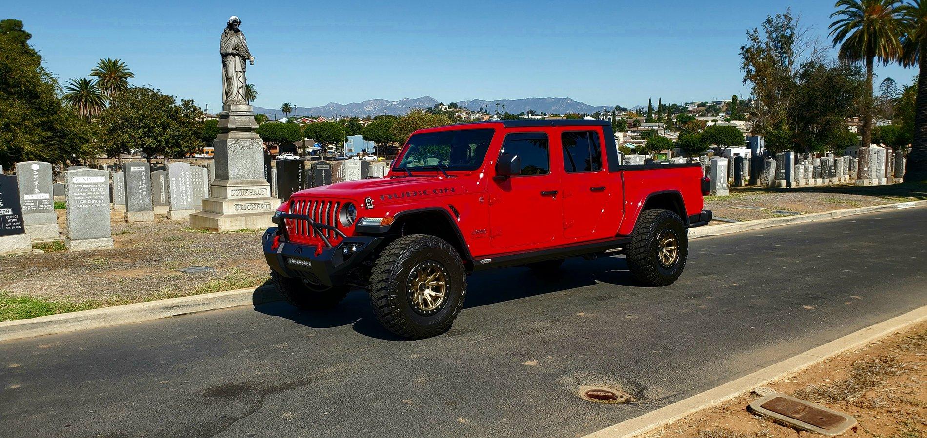 Jeep Gladiator FIRECRACKER RED Gladiator JT Club 20191023_154059