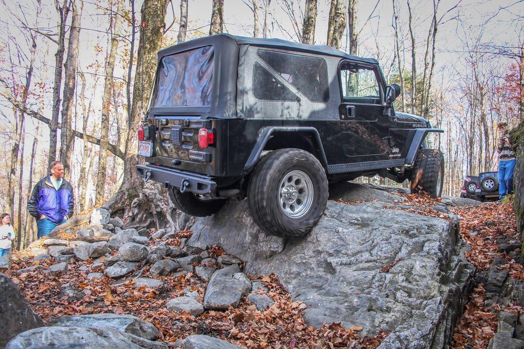 Jeep Gladiator Gladiator long wheel base, no problem! JEEPS4.JPG