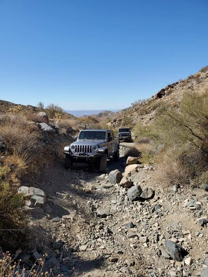 Jeep Gladiator Do I want side steps? Rock Rails? Sliders? PIC 4