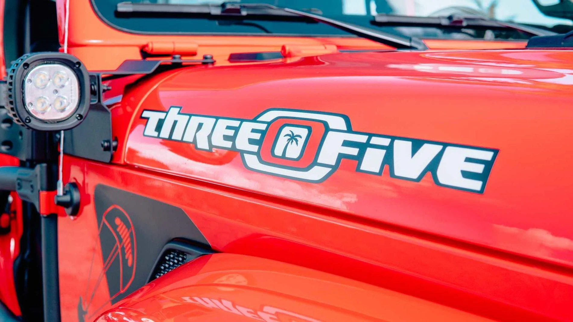 Jeep Gladiator Three O Five (305) Edition Jeep Gladiator and Wrangler Announced at Miami Auto Show jeep-gladiator-wrangler-305-edition-11