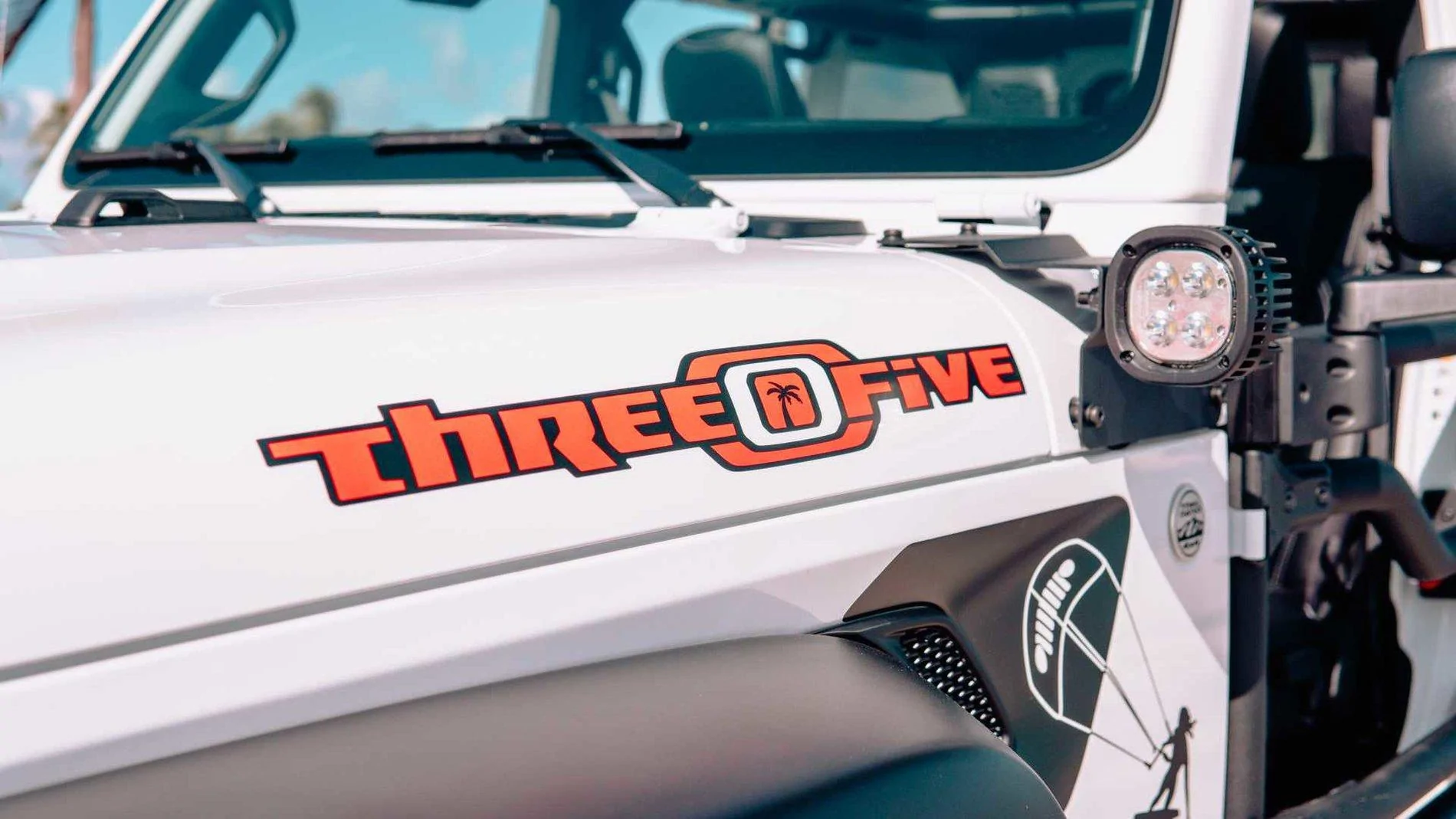 Jeep Gladiator Three O Five (305) Edition Jeep Gladiator and Wrangler Announced at Miami Auto Show jeep-gladiator-wrangler-305-edition-20