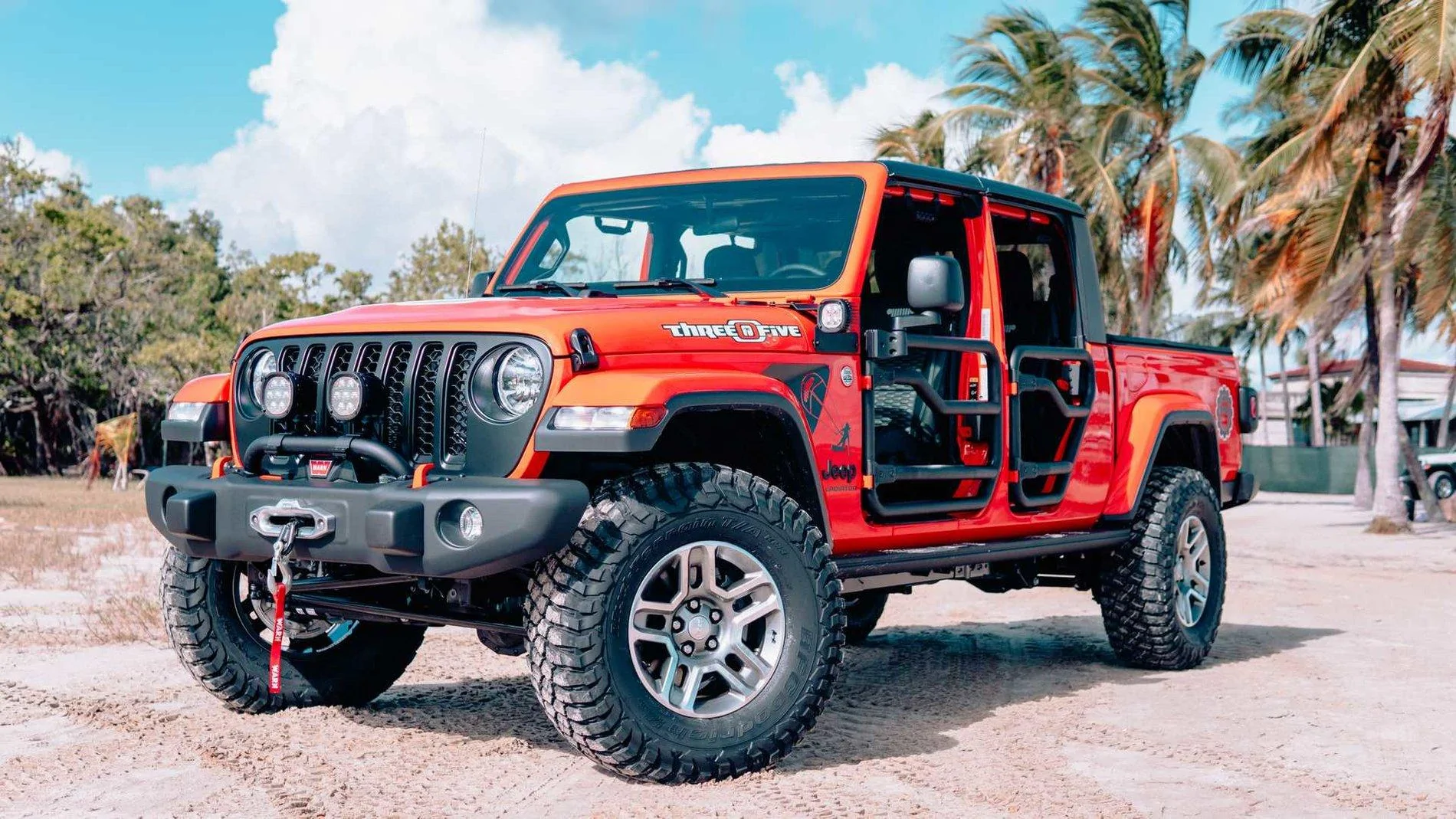 Jeep Gladiator Three O Five (305) Edition Jeep Gladiator and Wrangler Announced at Miami Auto Show jeep-gladiator-wrangler-305-edition