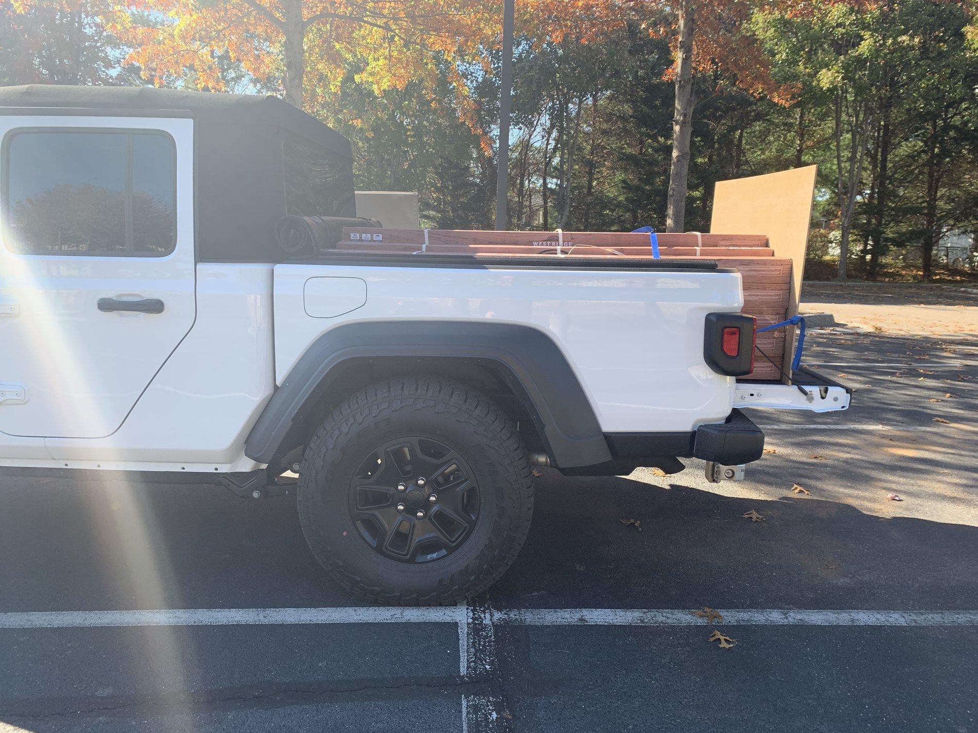 Jeep Gladiator Took home about 1600 pounds of flooring in bed yesterday 0DF03703-C9AA-4916-A9BE-42C939F215FF