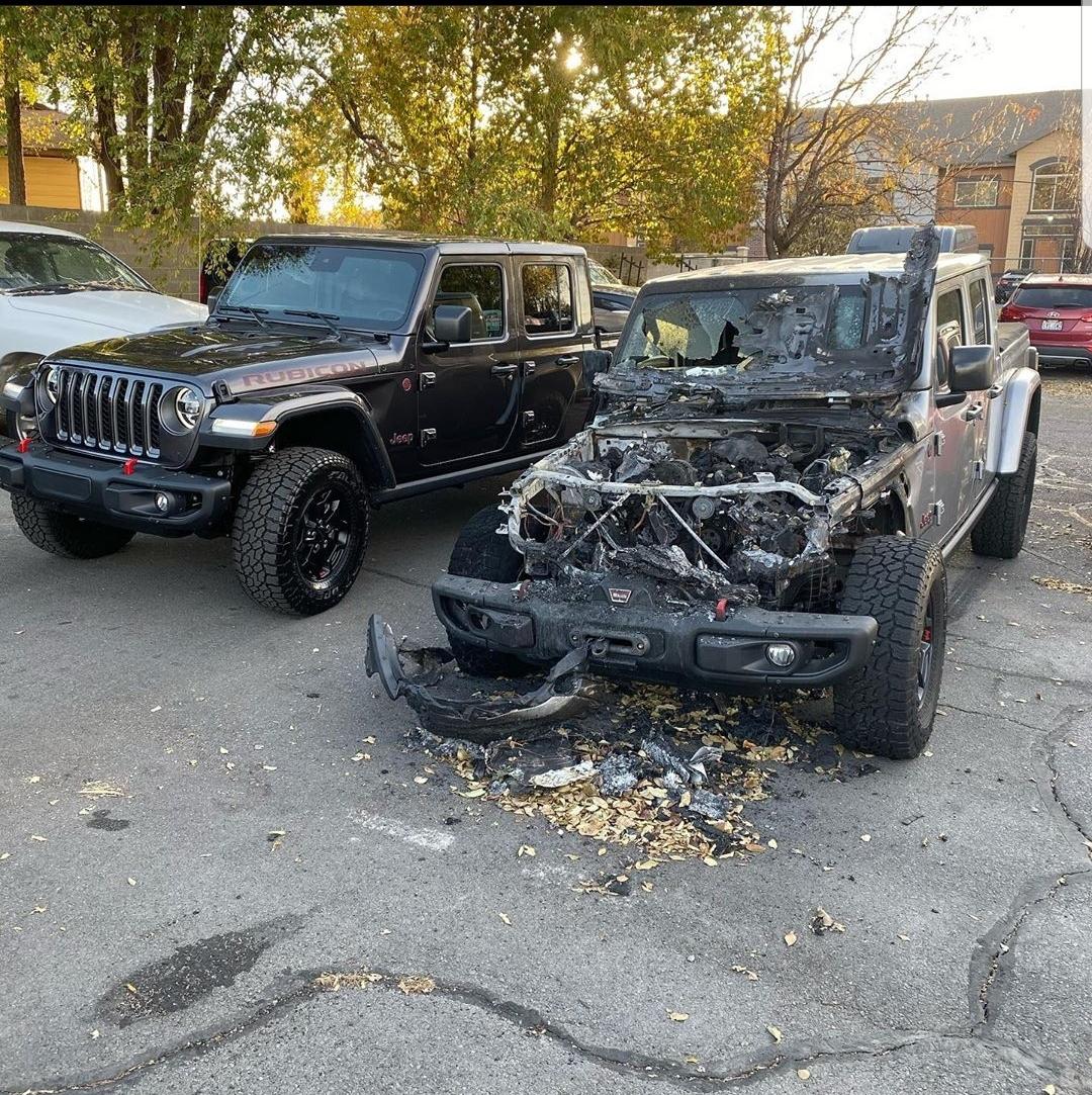 Jeep Gladiator Great Balls Of Fire. Screenshot_20191101-170718_Instagram