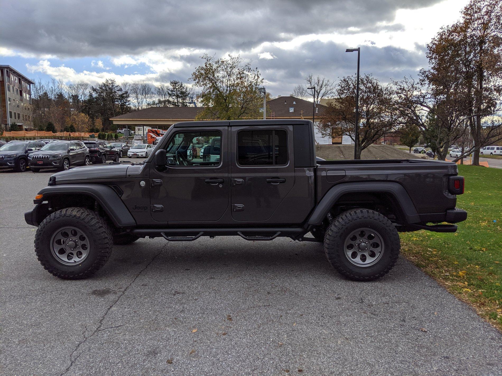 Jeep Gladiator Delay ordering for GATOR?????? IMG_20191101_141036