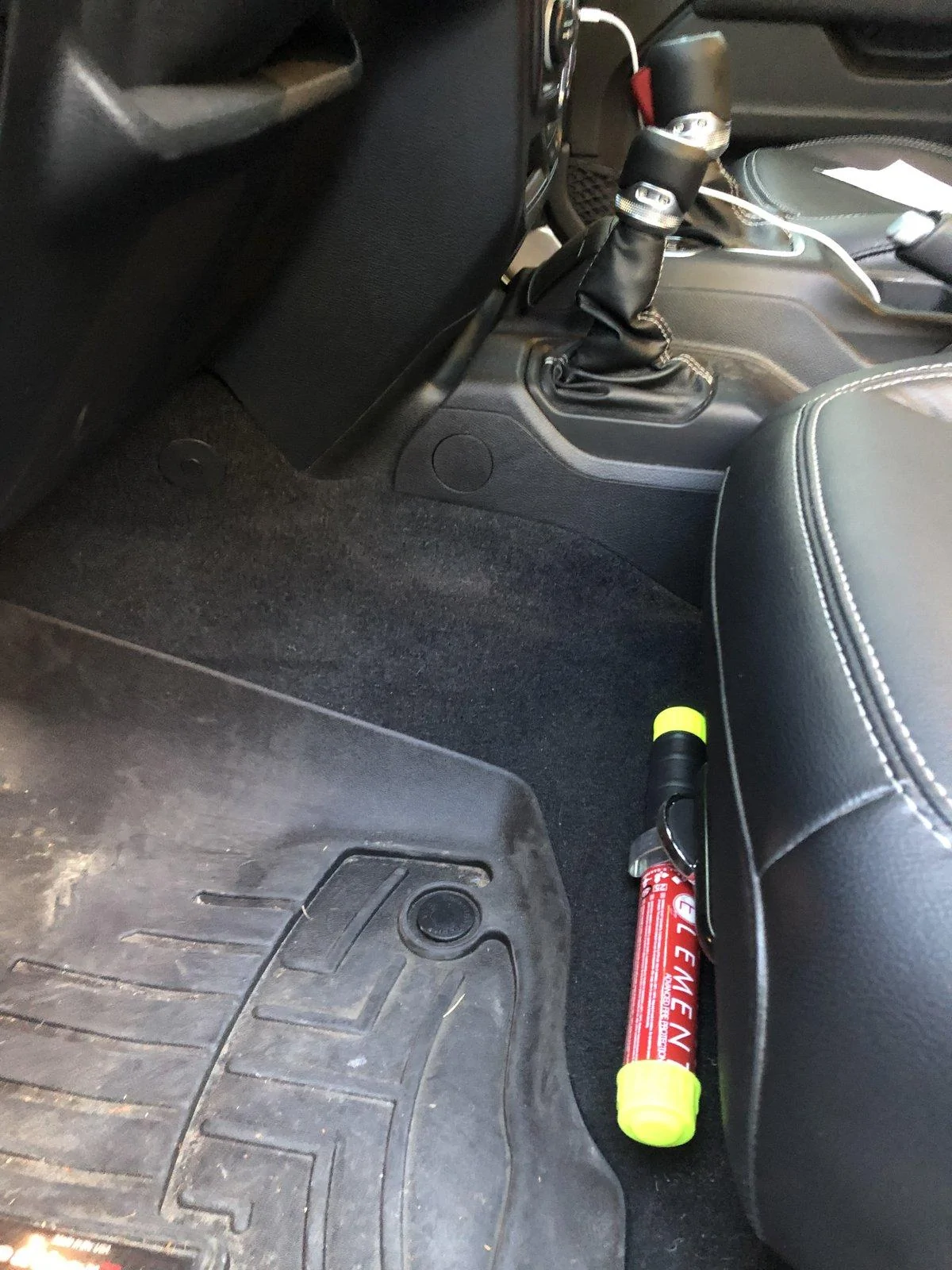 Jeep Gladiator Mounted my Fire Extinguisher! 573096EF-D10D-435E-9F91-D674D7D6B66A