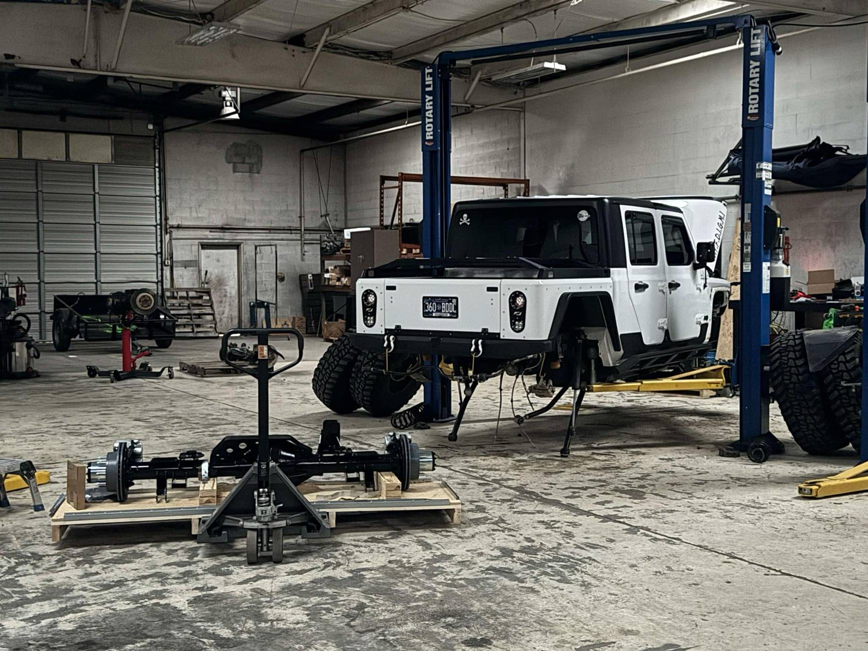 Jeep Gladiator W.T.F.D.I.G.M.I - Turning my daily drive into a trail rig. RearOnCrate