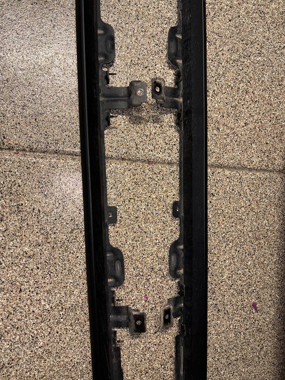 Jeep Gladiator 2024 OEM Rubicon Rock Rails- $100 IMG_1582