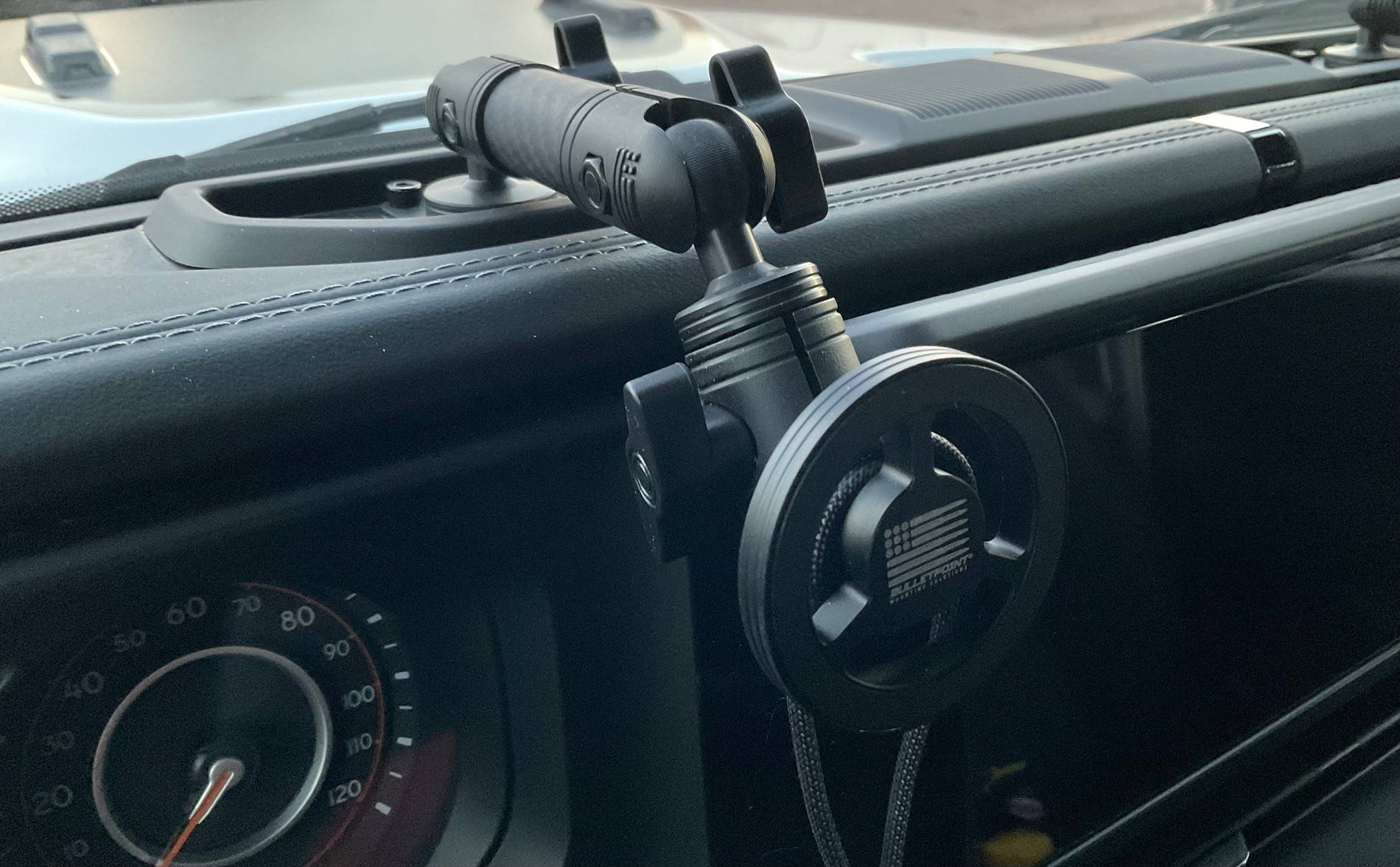 Jeep Gladiator Bulletpoint phone mount - driver vs passenger side IMG_0913