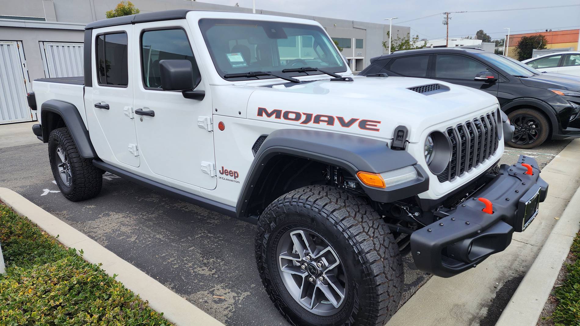 Jeep Gladiator Noob with 2024 Mojave Mojave - front