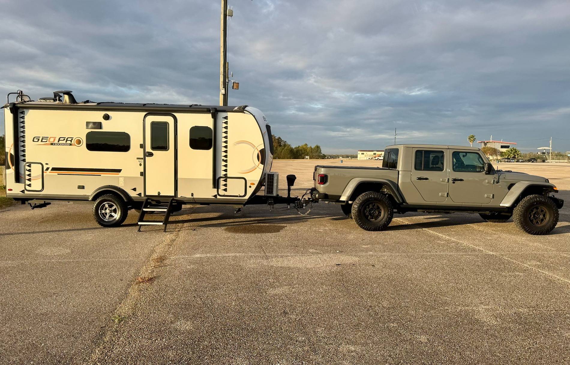Jeep Gladiator Introductions & Welcome Thread 👋 IMG_2095.HEIC_compressed.JPEG