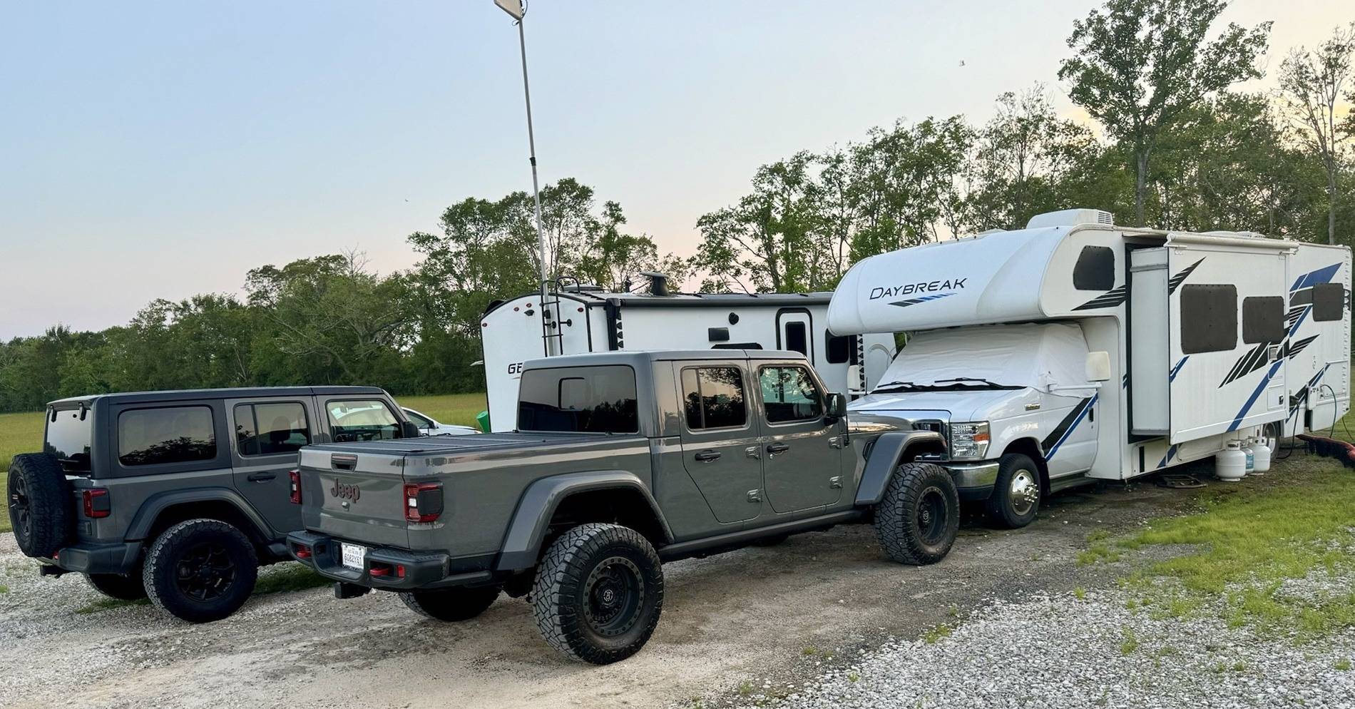 Jeep Gladiator Introductions & Welcome Thread 👋 IMG_1483.HEIC_compressed1.JPEG