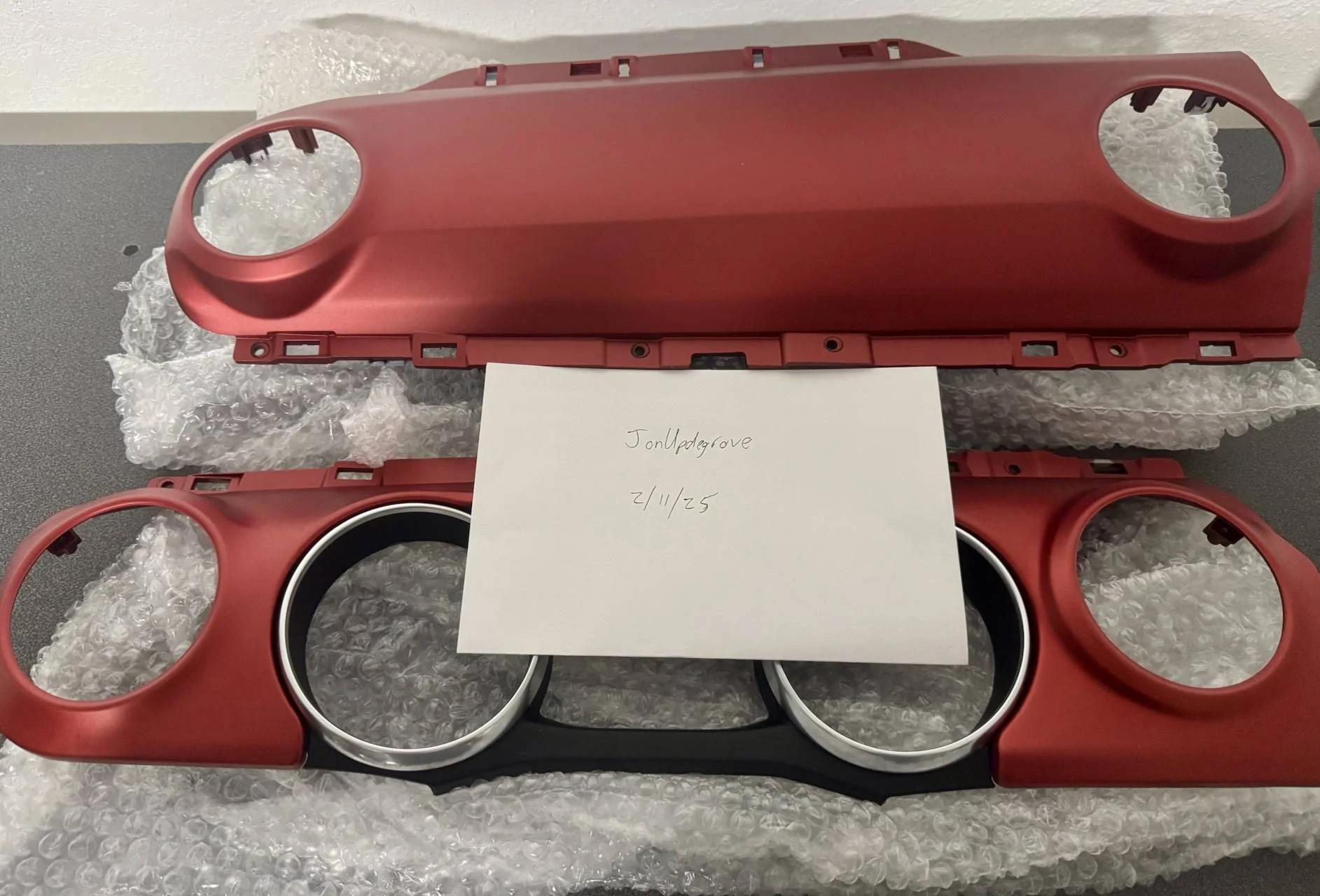Jeep Gladiator FOR SALE JEEP GLADIATOR WRANGLER RUBICON RED DASH PANEL SET 6AB28SRRAD + 6AB21SRRAA IMG_2345.HEIC_compressed