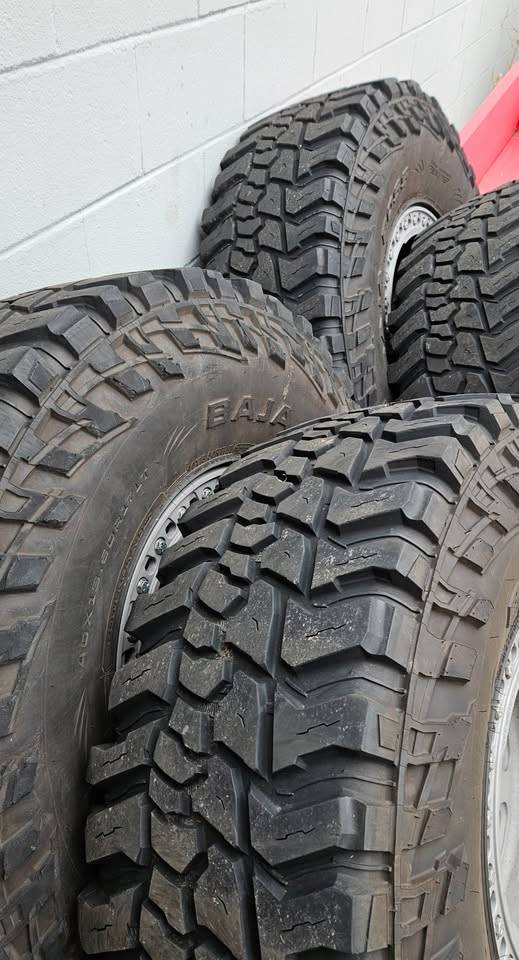 Jeep Gladiator (4) Mickey Thompson Baja Boss 40/13.50/r17 475325245_9246611615404180_7541370787655501107_n