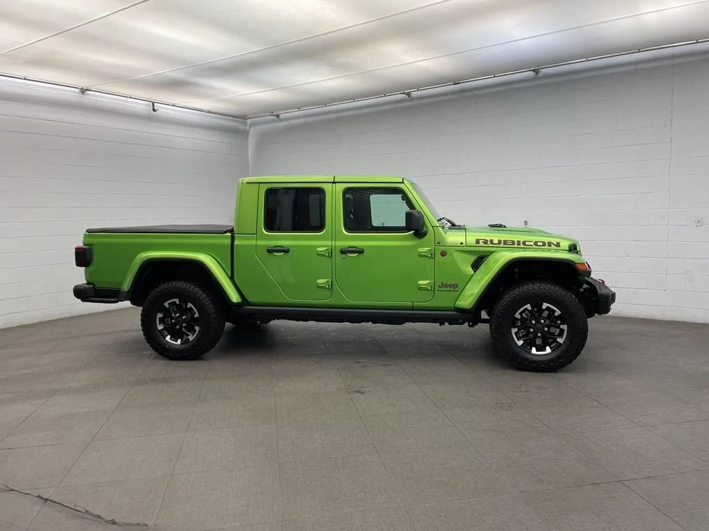 Jeep Gladiator Mojito Green Gladiators 2025 On Dealer Lots 3ca91ac8bb72dbcaf8c48c8cfe31cd06