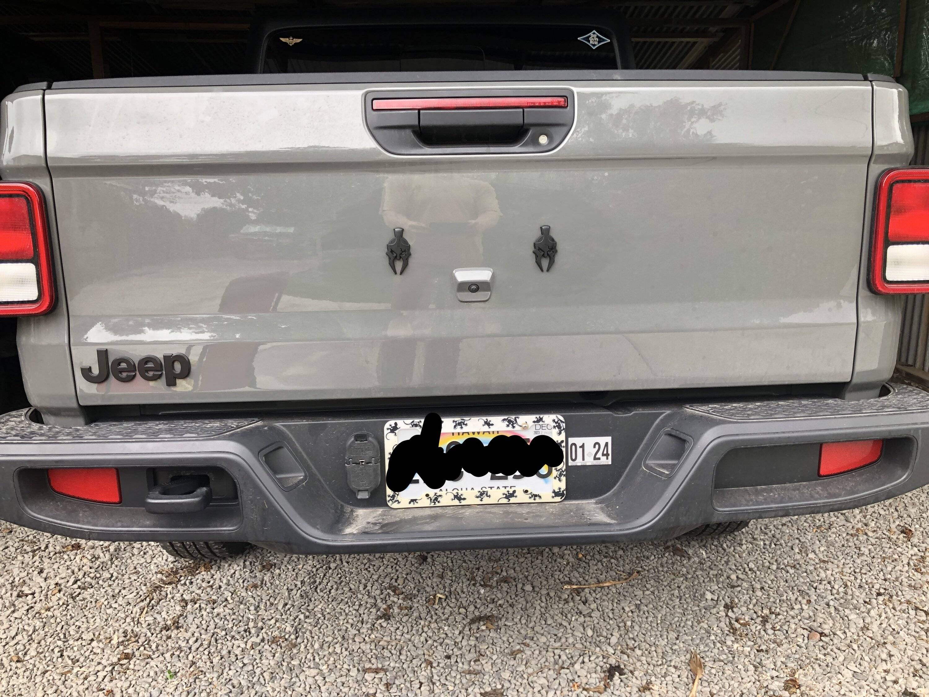 Jeep Tailgate heads.jpg